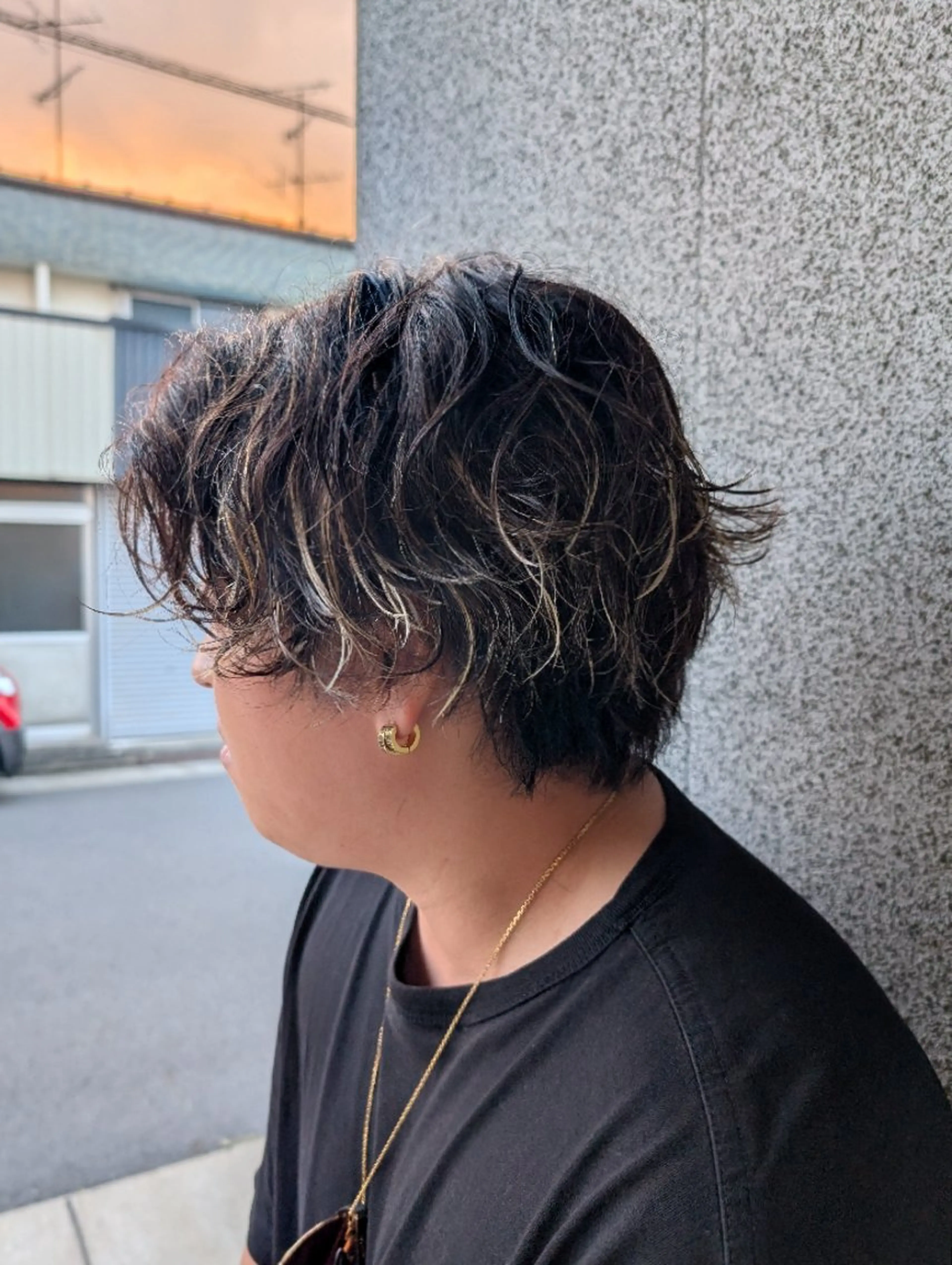 ショート メンズ メンズハイライト メンズパーマ ハイライト 河野日南/メンズ全般 /ヘアケア/髪質改善のヘアスタイル