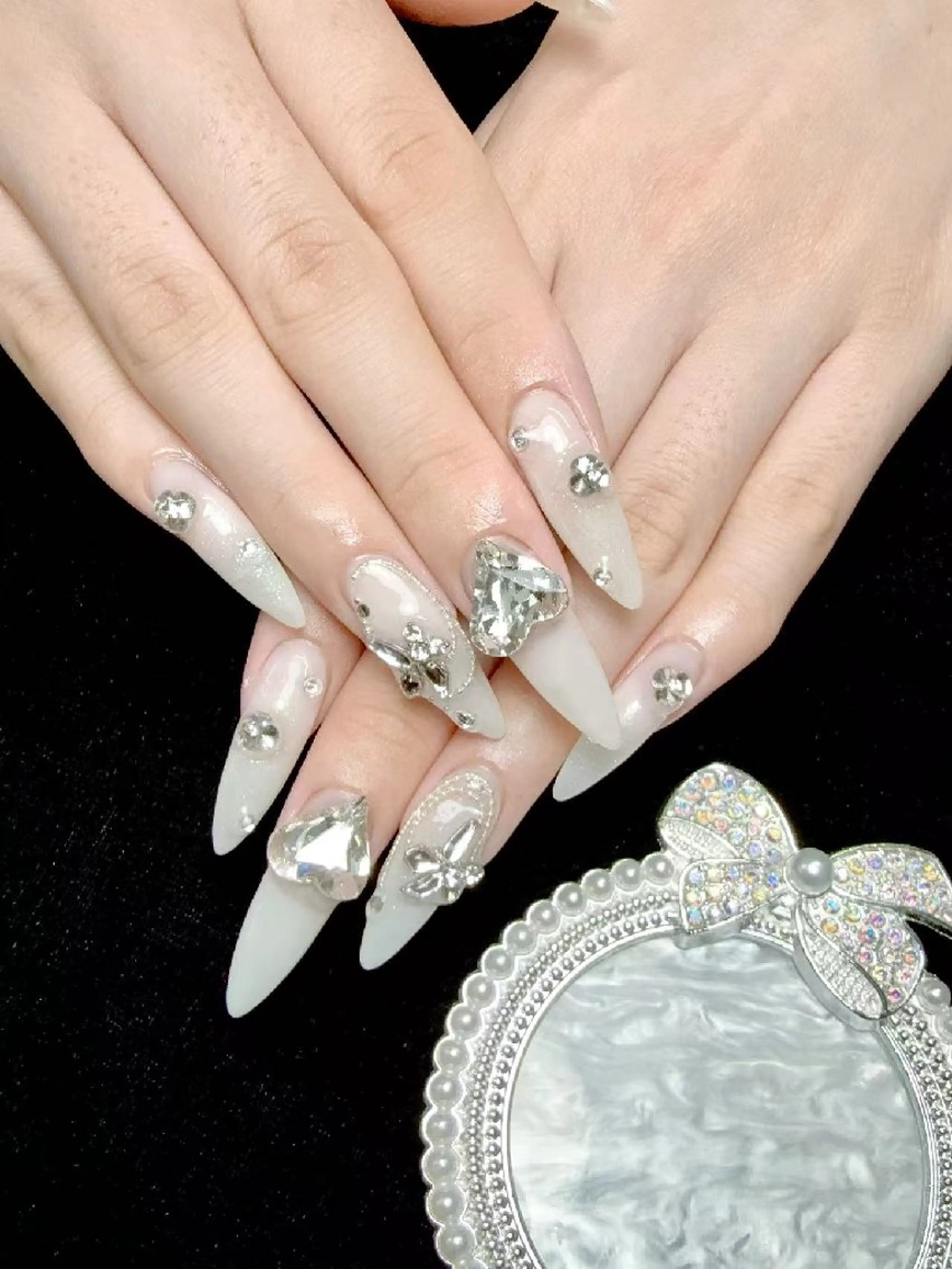 ネイル ENsalon AKIRAのネイルデザイン