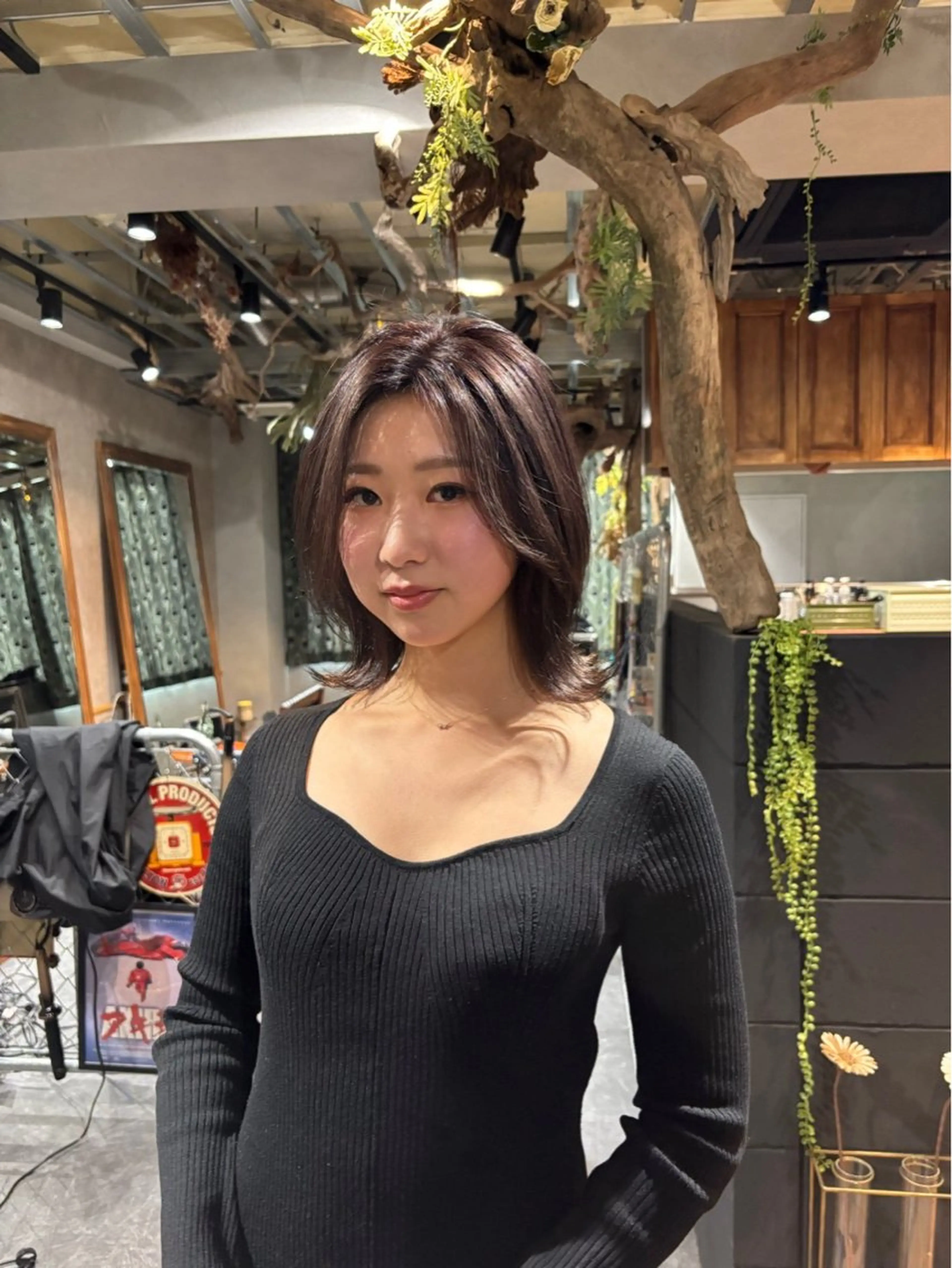 ミディアム カラー ダブルカラー グレージュ インナーカラー 外国人風カラー 髪質改善 カット ヘアカラー トリートメント ravens デザインカラーのヘアスタイル