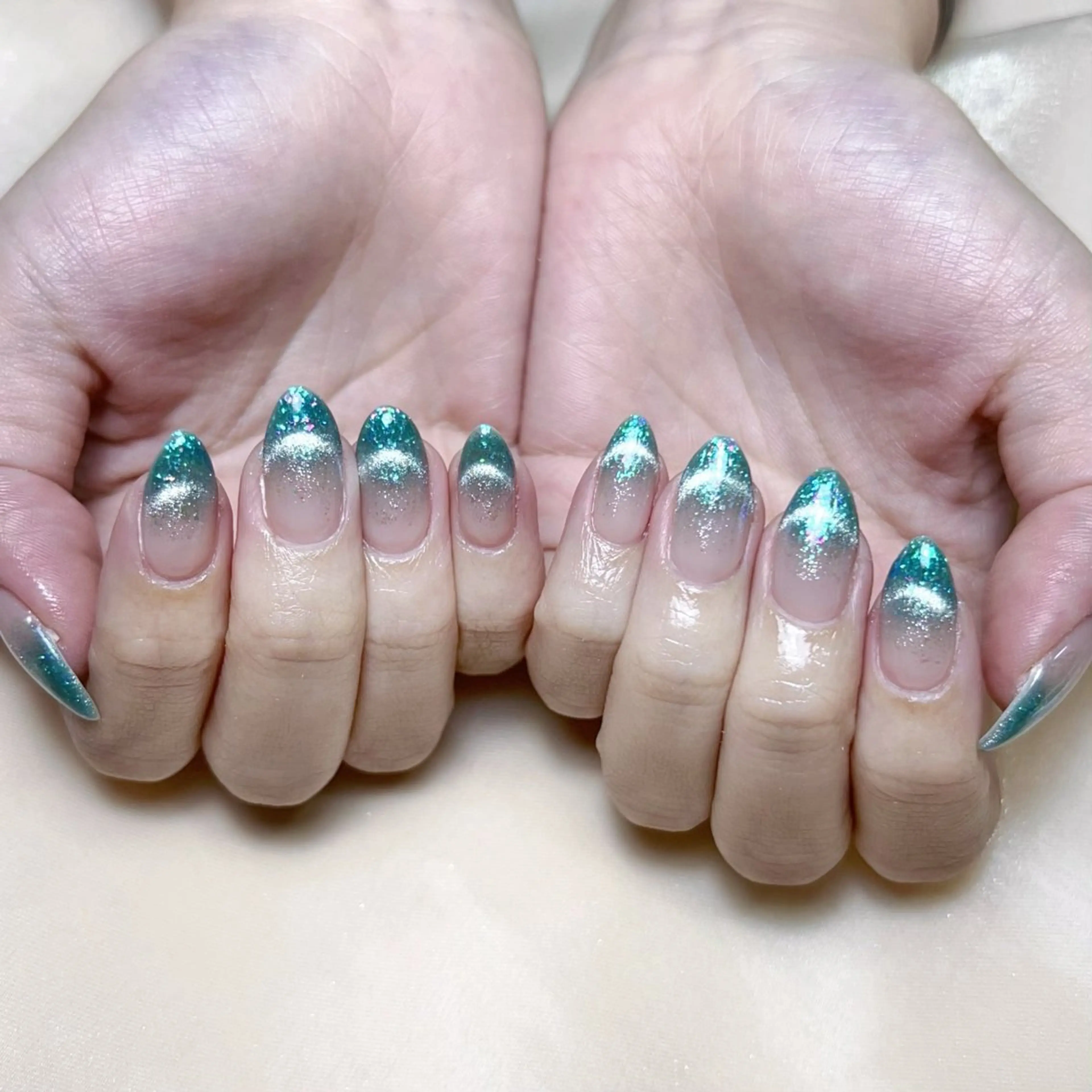 ネイル フレンチネイル マグネットネイル マグネットフレンチ ハンドネイル NAILサロン 木にいるのネイルデザイン