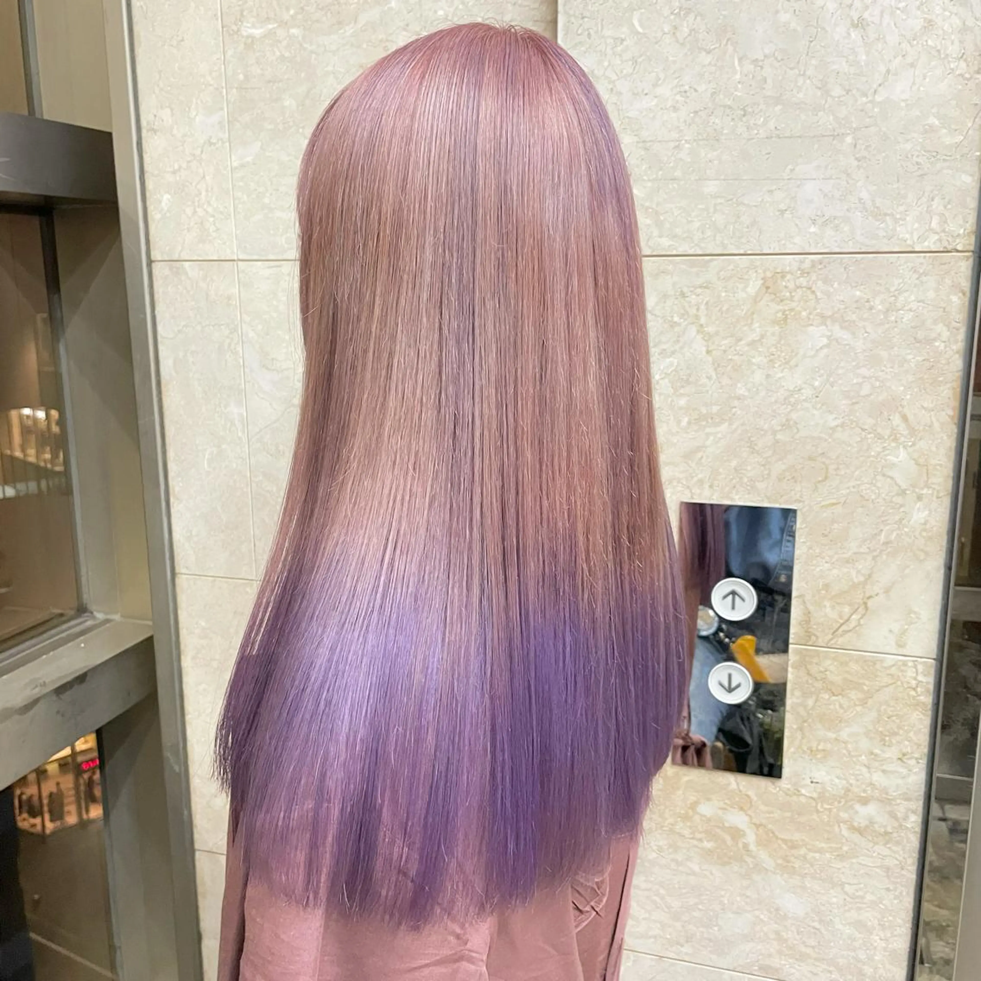 ロング カラー Blanche by artina川崎店所属・ゆう🫧 透明感/ハイトーンのヘアスタイル