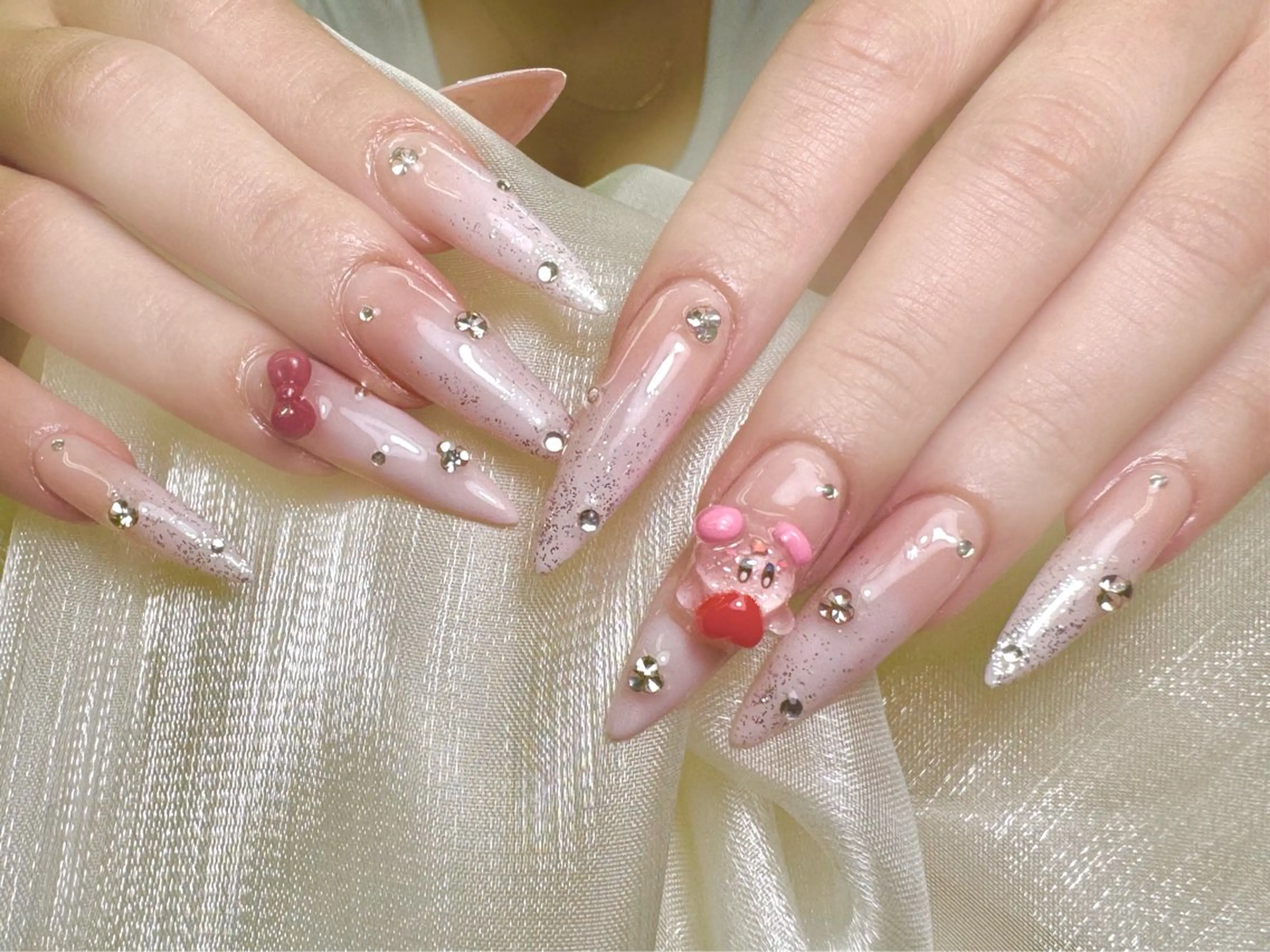 ネイル lucky nail 歌舞伎町のネイルデザイン