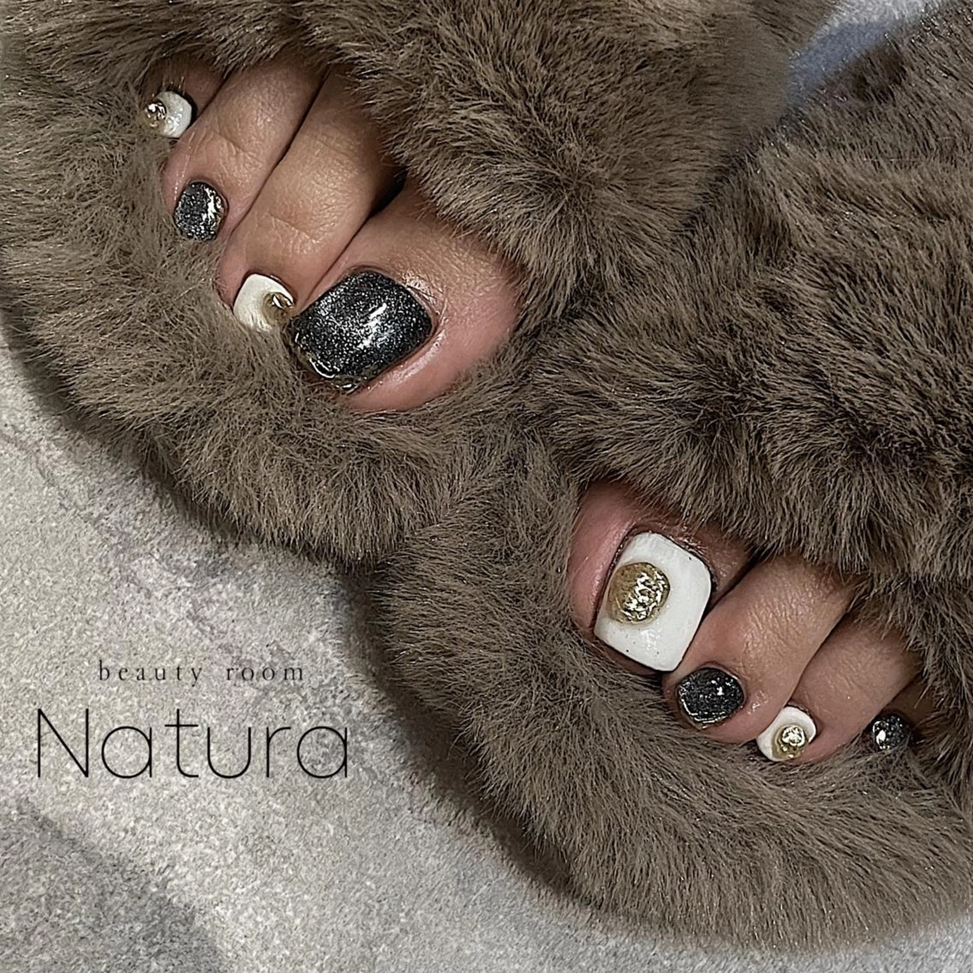 ネイル マツエク・マツパ アイブロウ フットネイル beautyroom Naturaのネイルデザイン