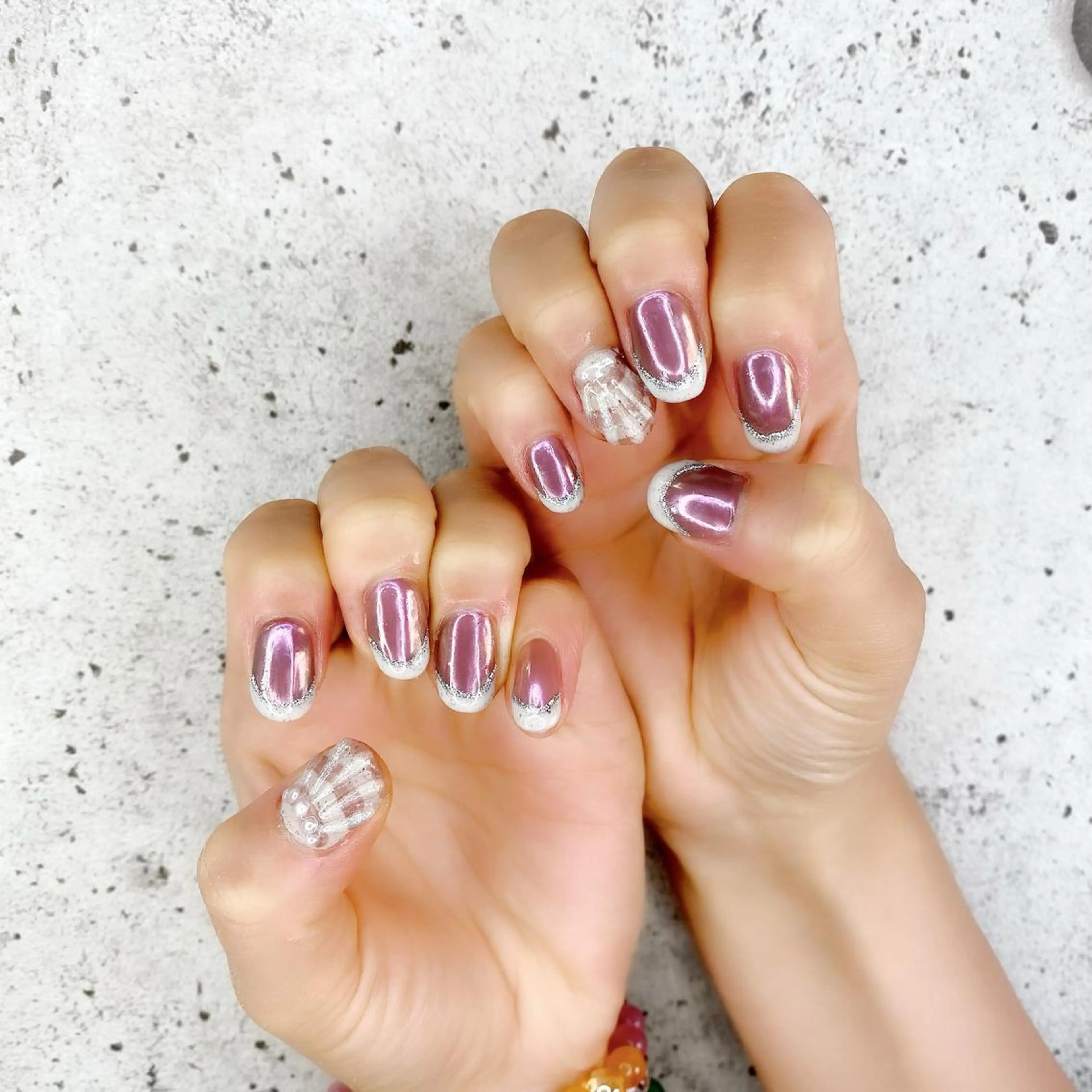 ミディアム カラー パーマ ヘアアレンジ メンズ キッズ ネイル マツエク・マツパ フレンチネイル ミラーネイル ハンドネイル Salon Ｋのネイルデザイン