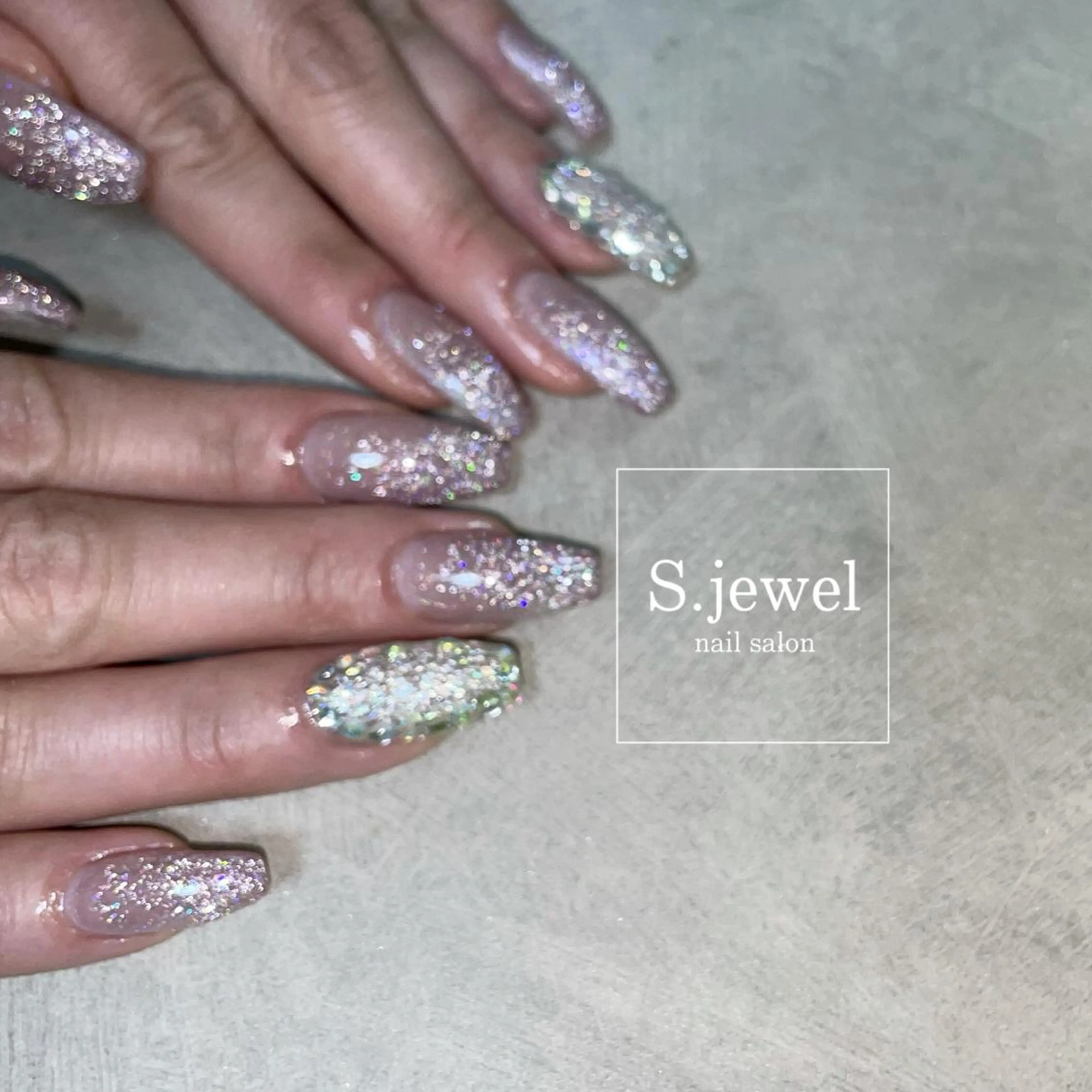 ネイル S. JEWELのネイルデザイン