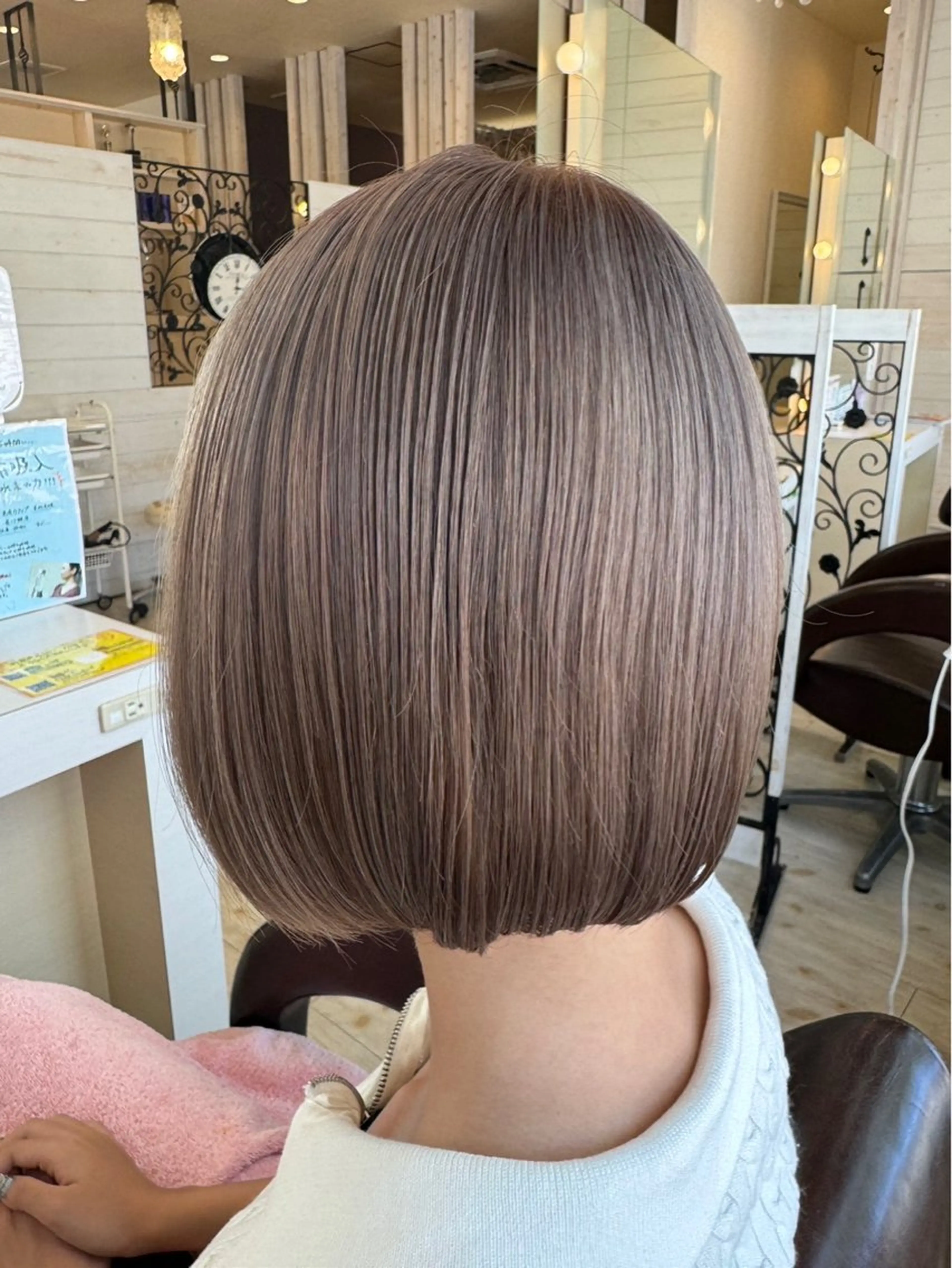 ミディアム カラー ブリーチ ケアブリーチ ダブルカラー 東恩納 誠のヘアスタイル