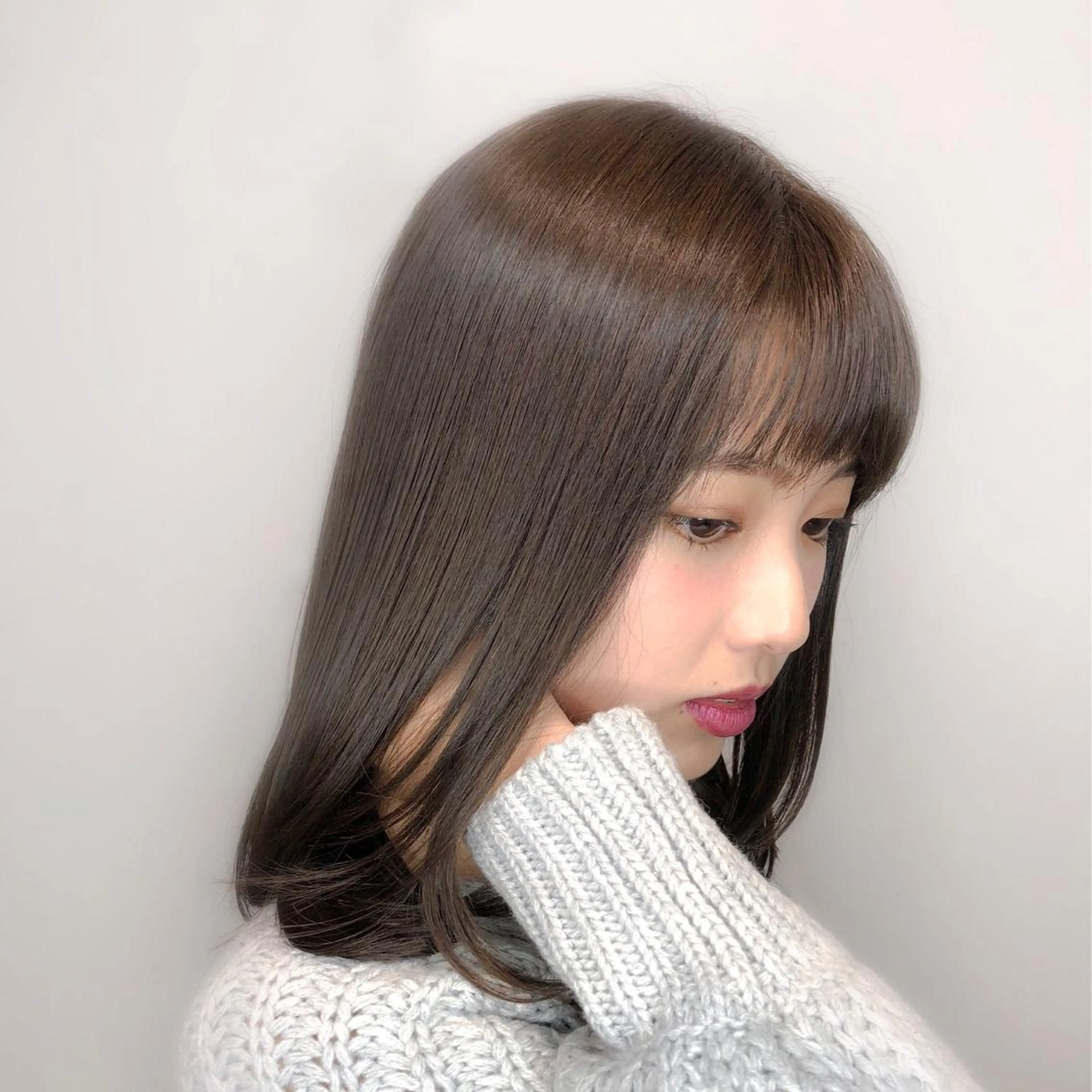 セミロング カット ヘアカラー トリートメント 髪質改善🌈縮毛矯正 荻原　達矢のヘアスタイル