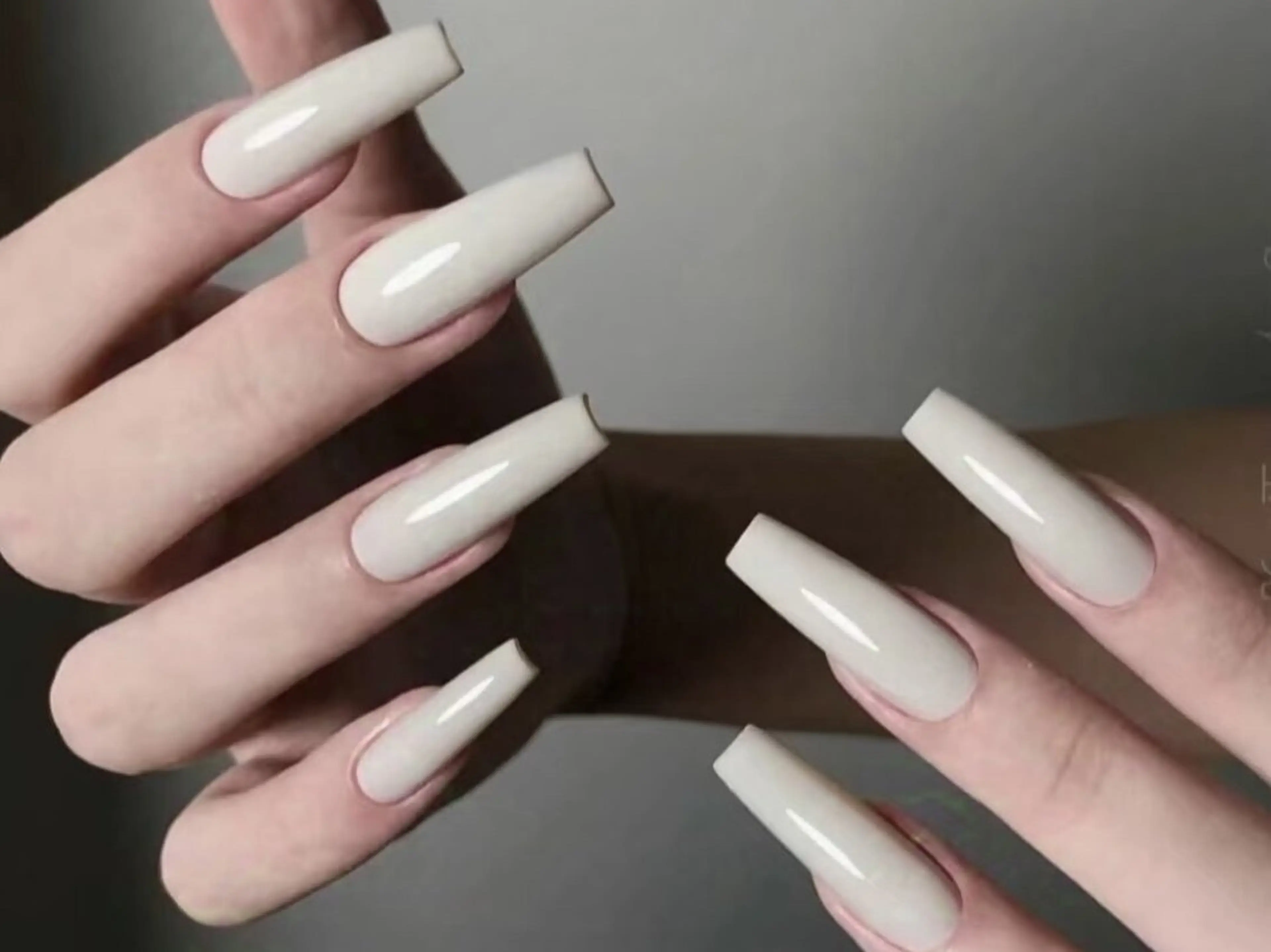 ネイル チークネイル フットネイル フレンチネイル ジェルネイル ガーリー ハンドネイル Liora nail スカルプ専門店のネイルデザイン