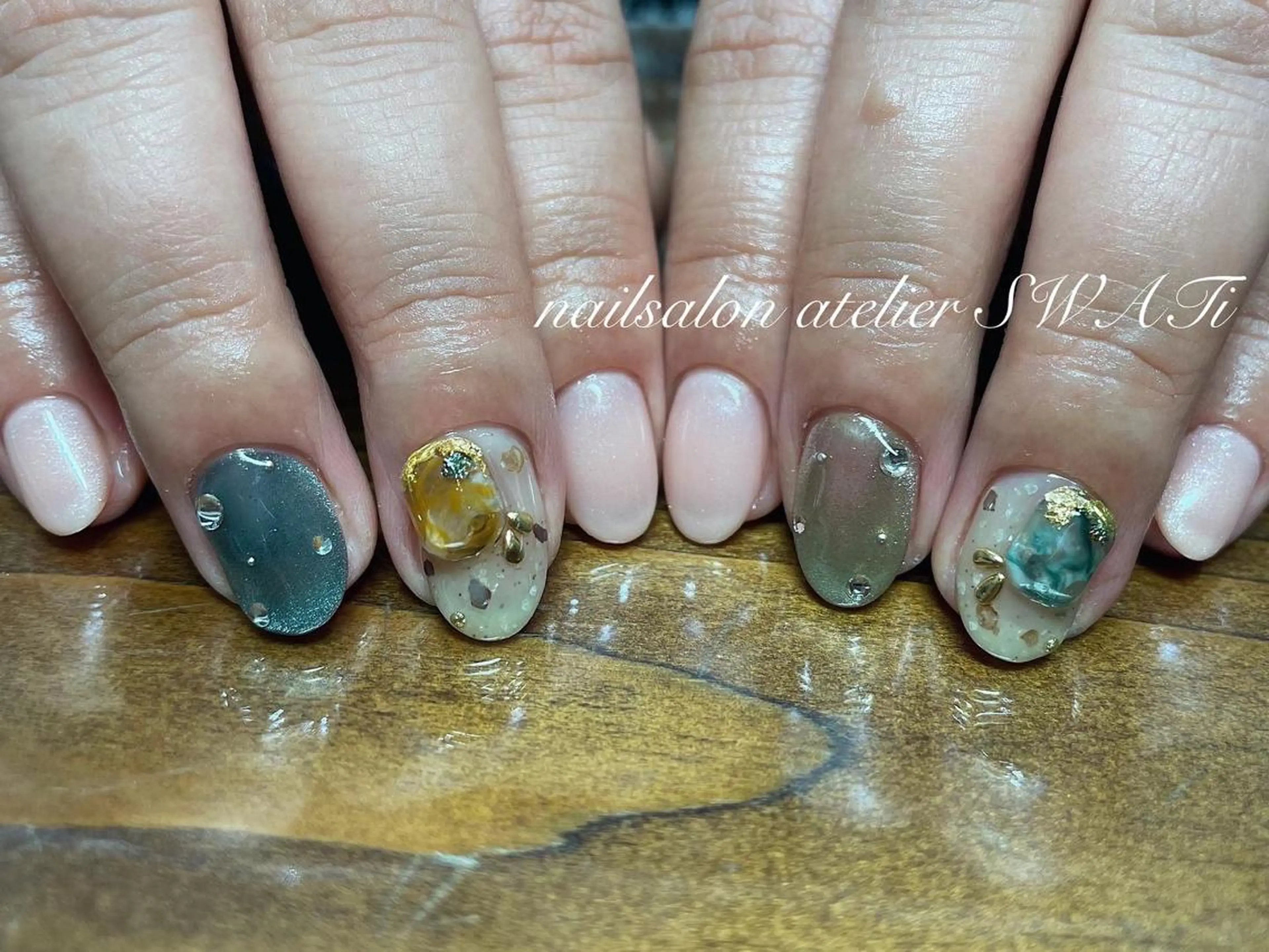 ネイル ヘアーサロン大野所属・nailsalon SWATiのネイルデザイン