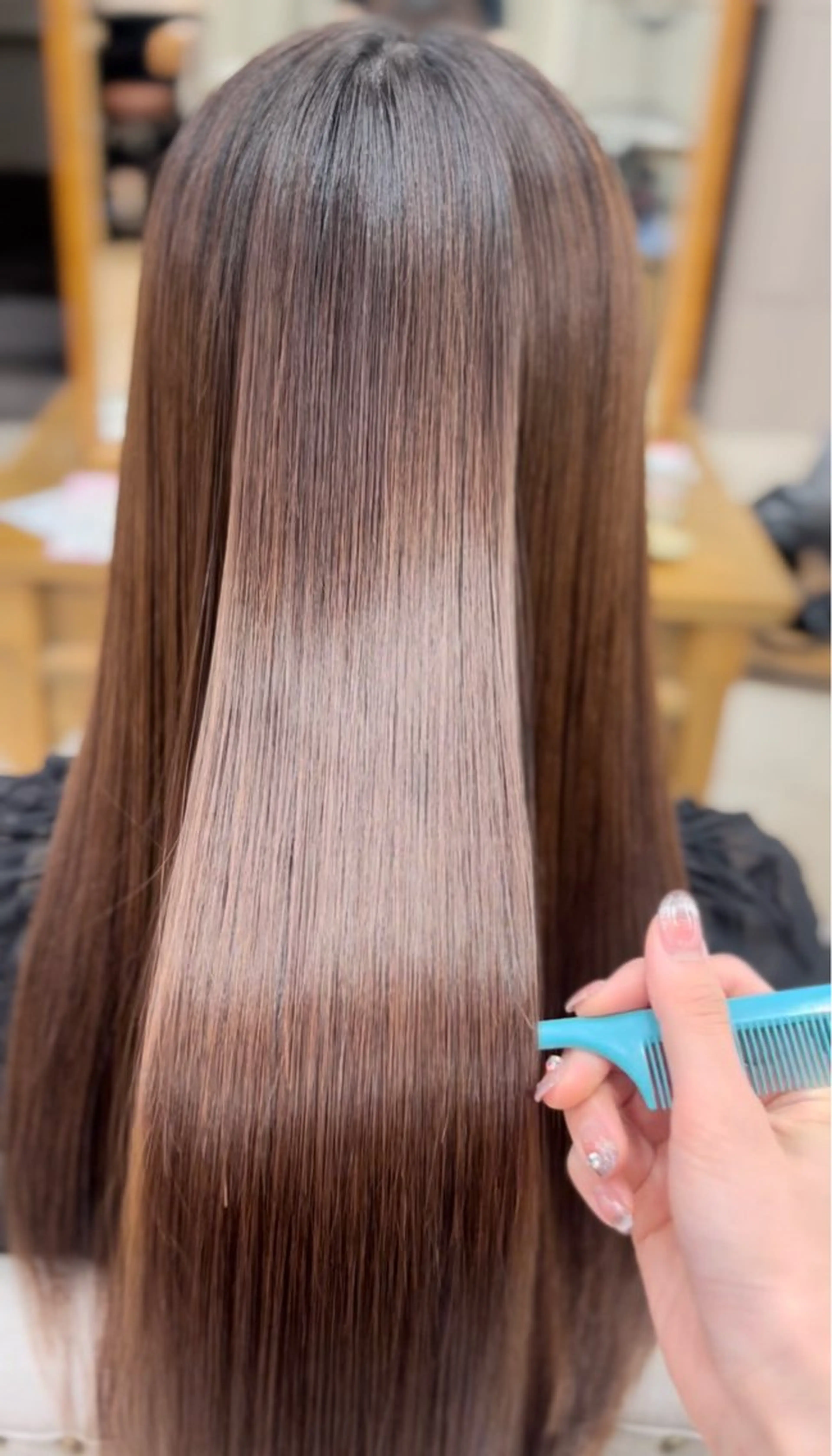 あかり🍎🤍 ストレートモデル🫧のヘアスタイル
