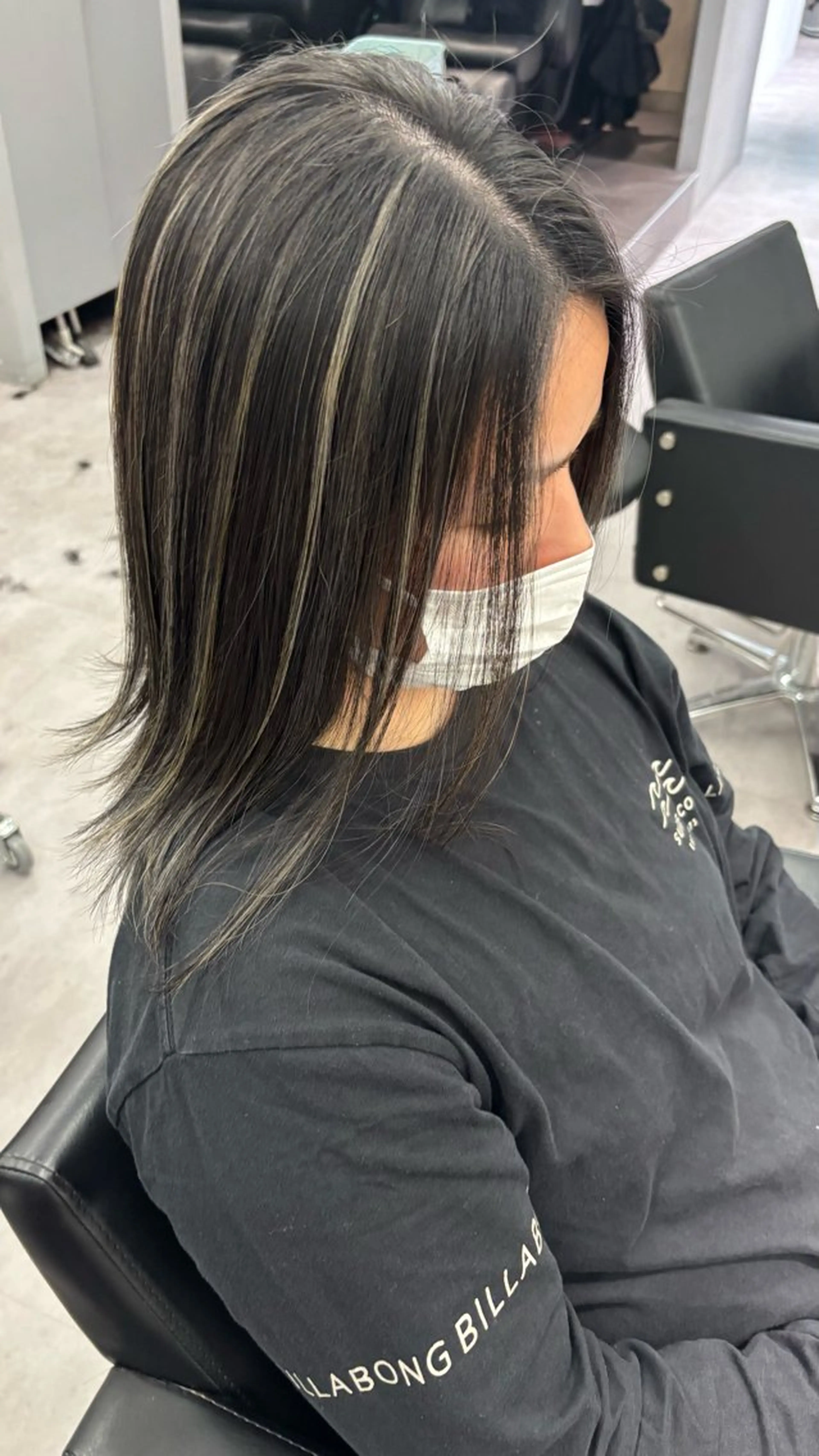 ミディアム カラー ベージュカラー ブリーチ 透明感カラー グレージュ ハイライトカラー ヘアカラー 松井那津子 /ハイライトブリーチのヘアスタイル