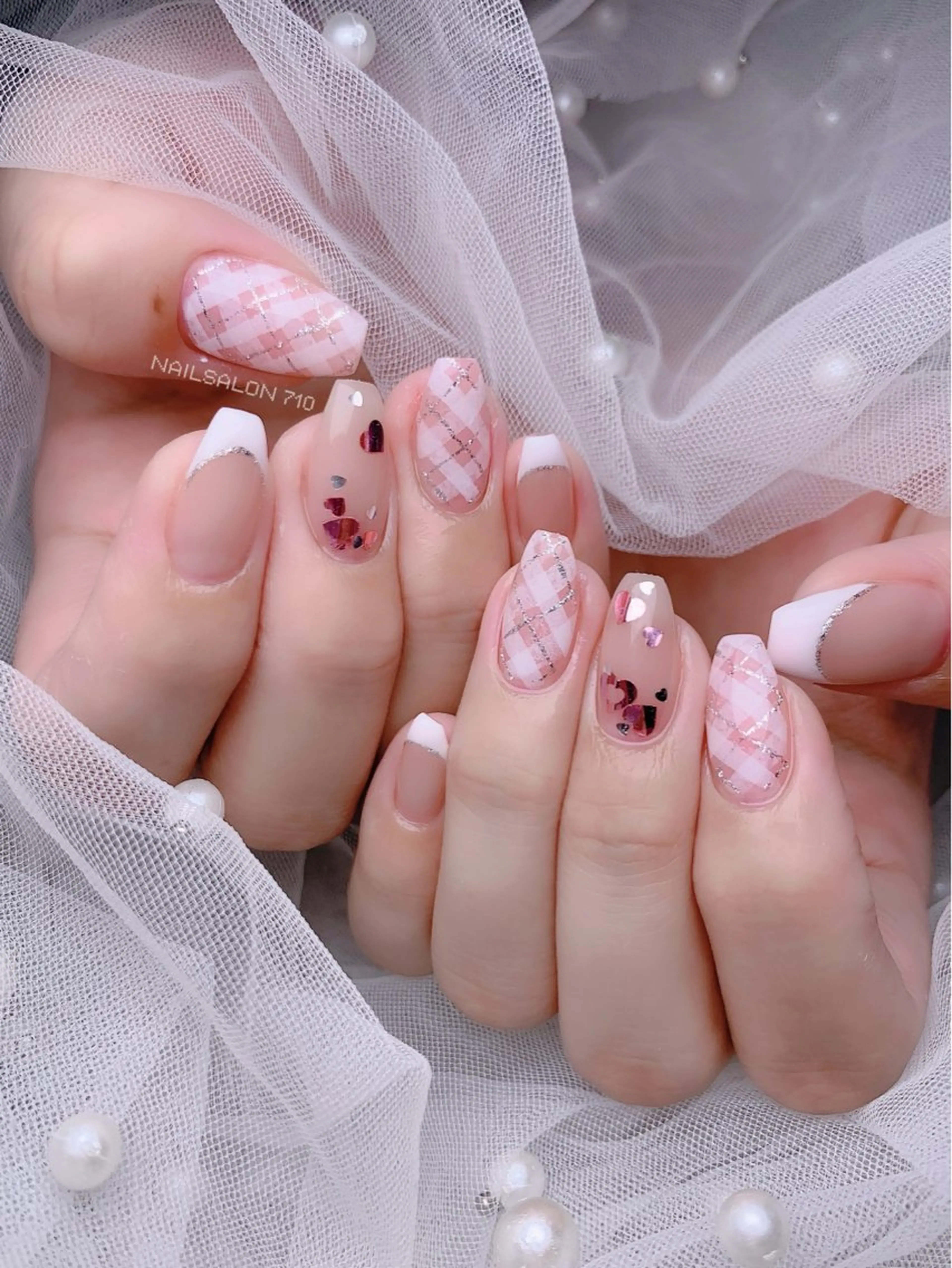 ネイル ハンドネイル フットネイル ナナイチゼロ I.Naoのネイルデザイン