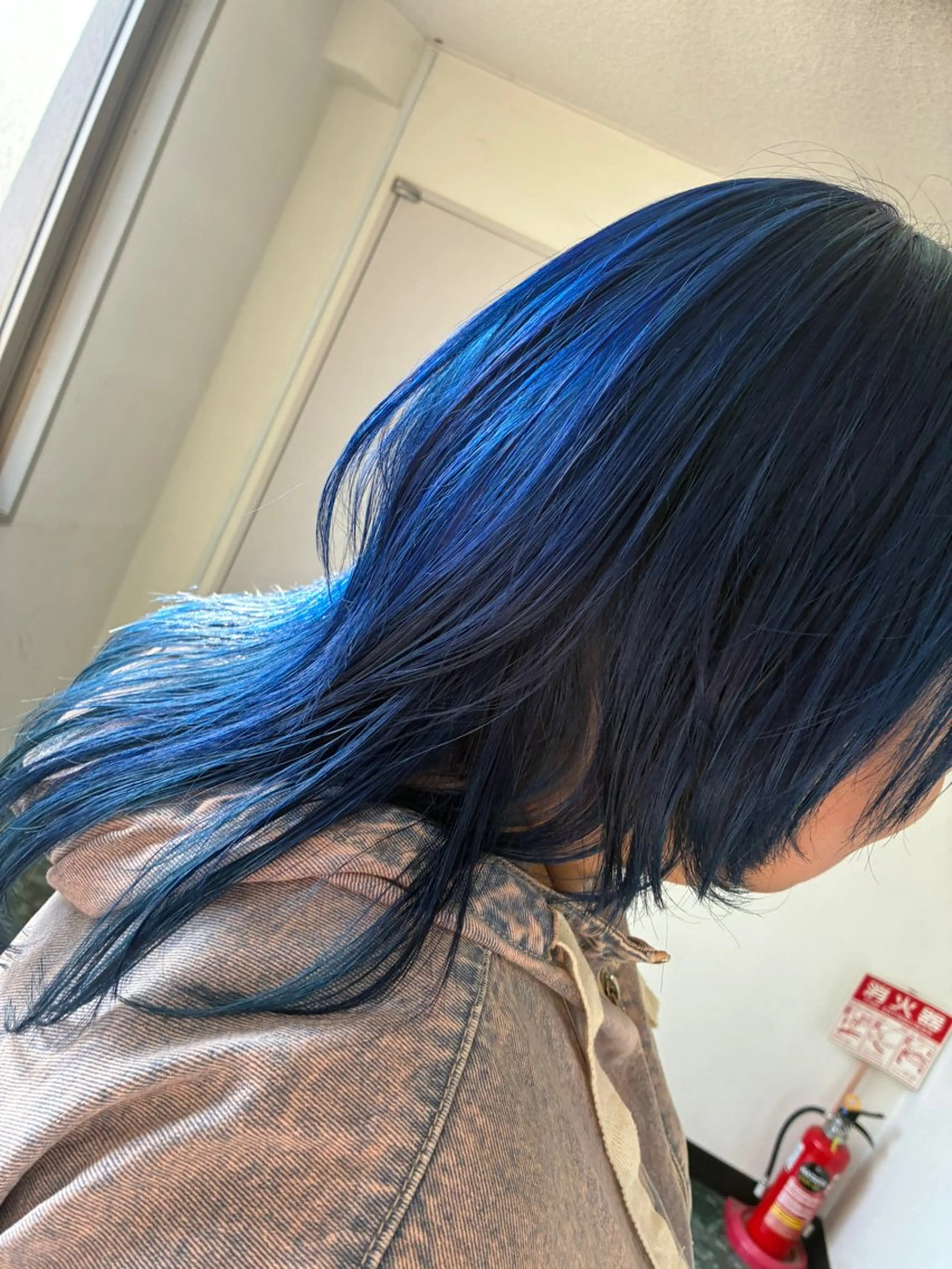 ミディアム レイヤーカット カット ヘアカラー nara misakiのヘアスタイル