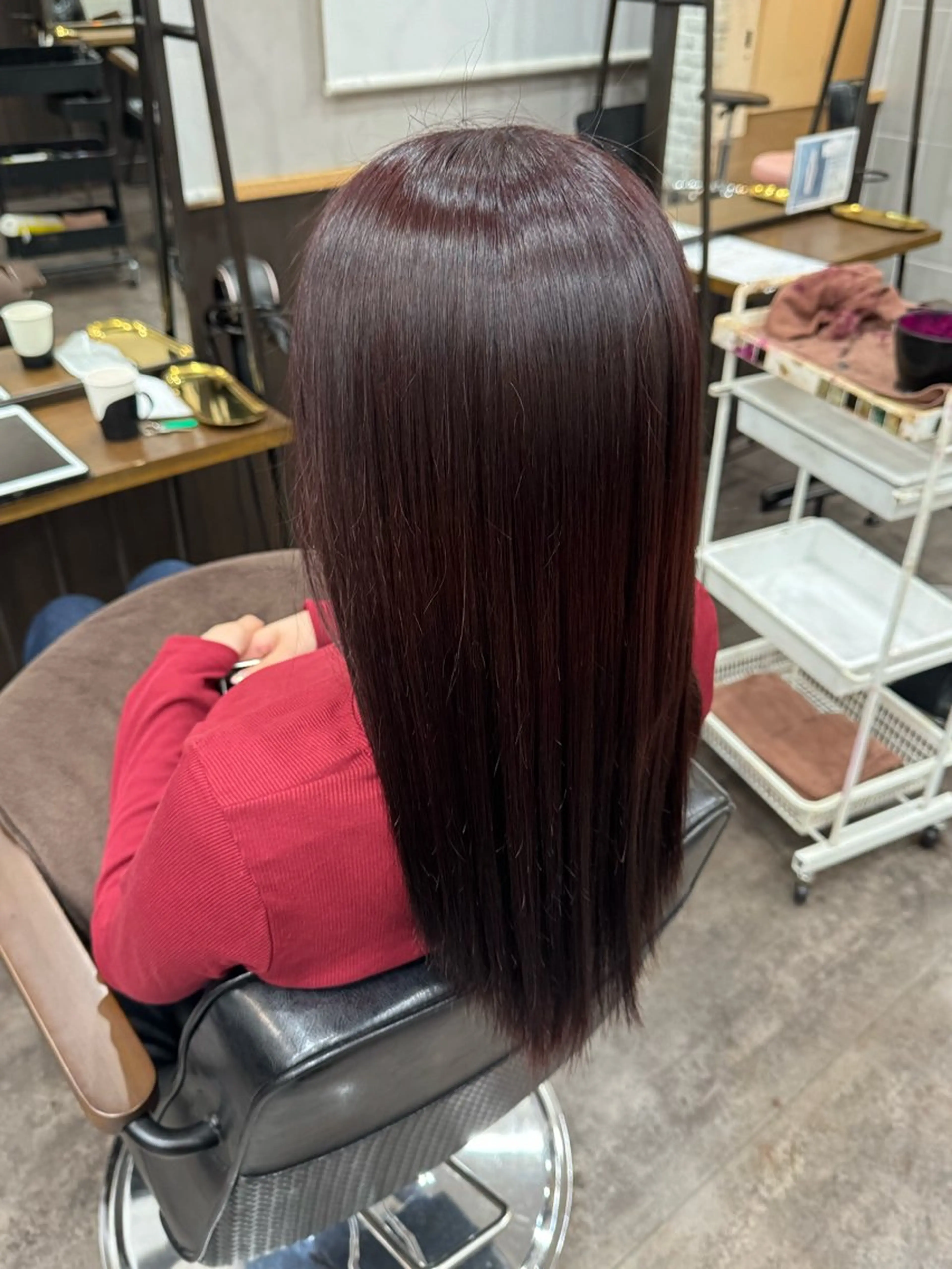 カラー 個性派カラー👶🏿 🌈MOMOKAのヘアスタイル