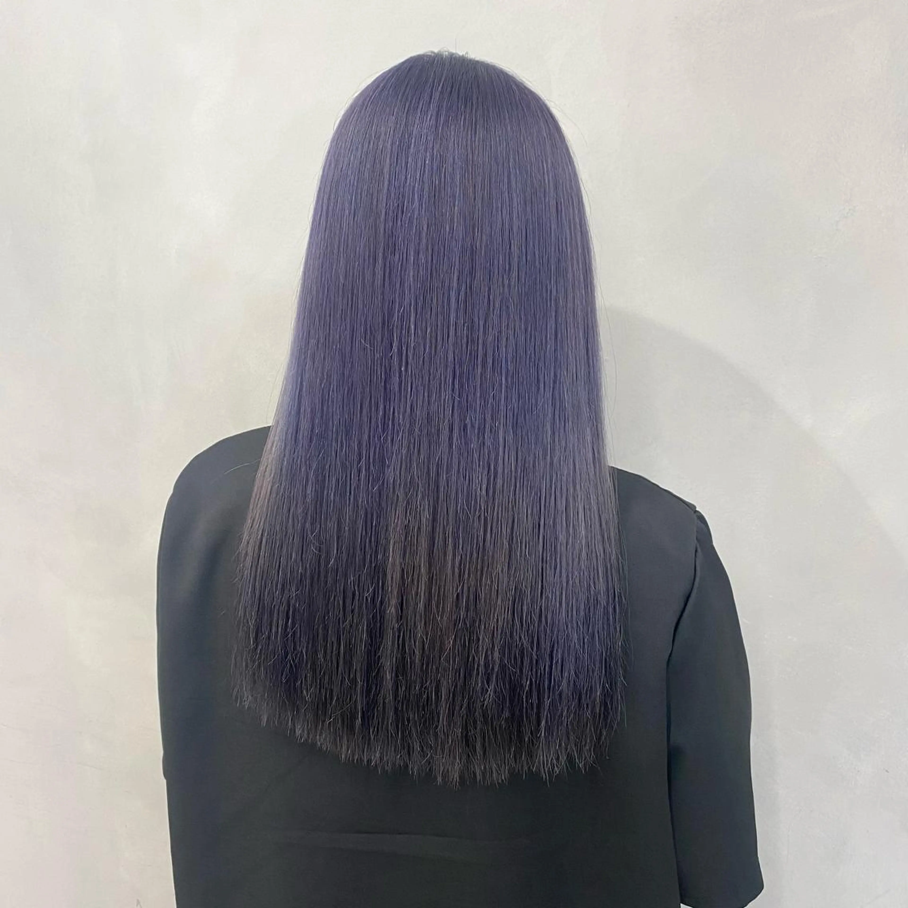 ロング カラー ヘアカラー 🩵ブリーチカラー 🐈MIORI🩵のヘアスタイル