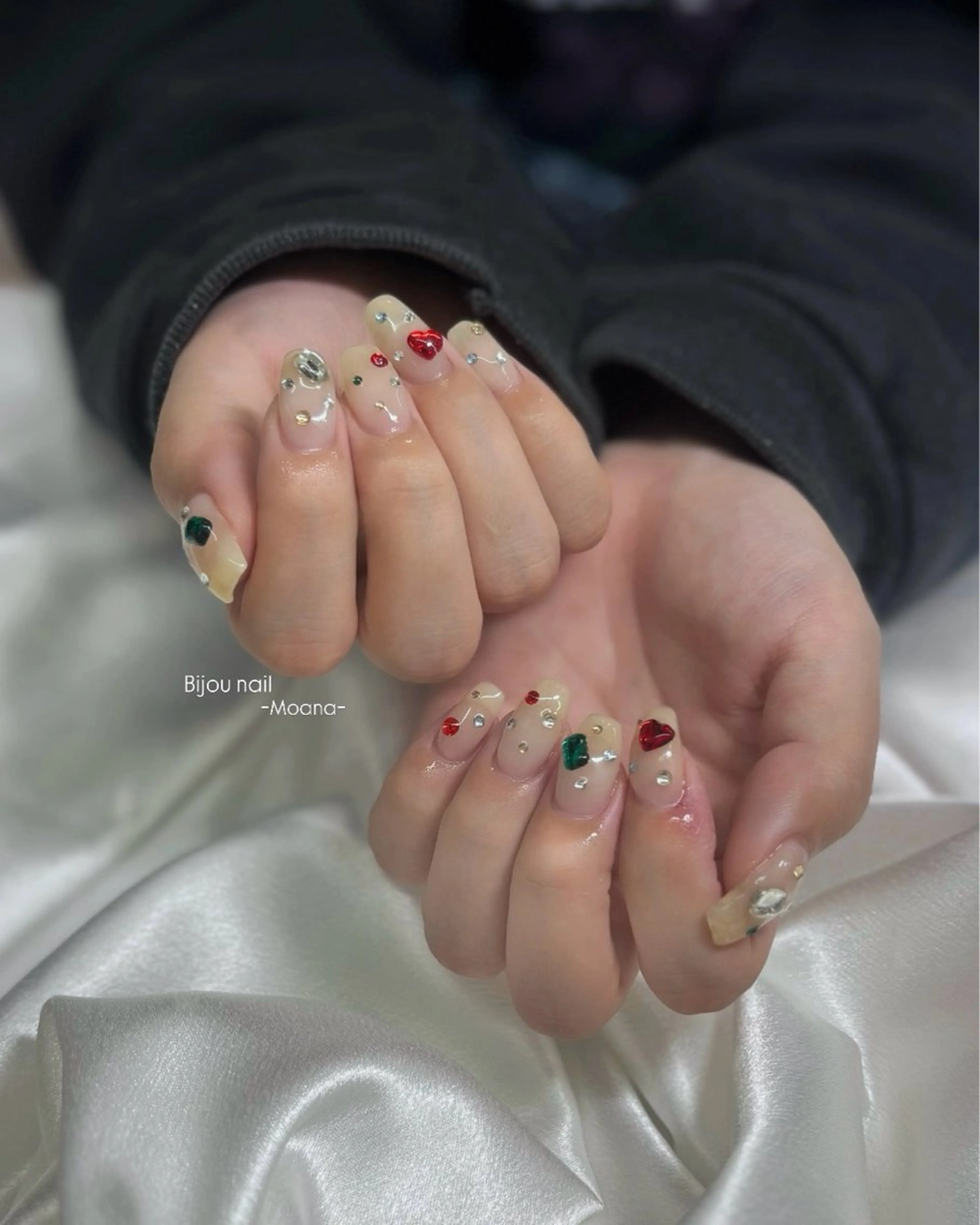 ネイル スクエアネイル ストーンネイル ハンドネイル Moana nail Hiyoriのネイルデザイン