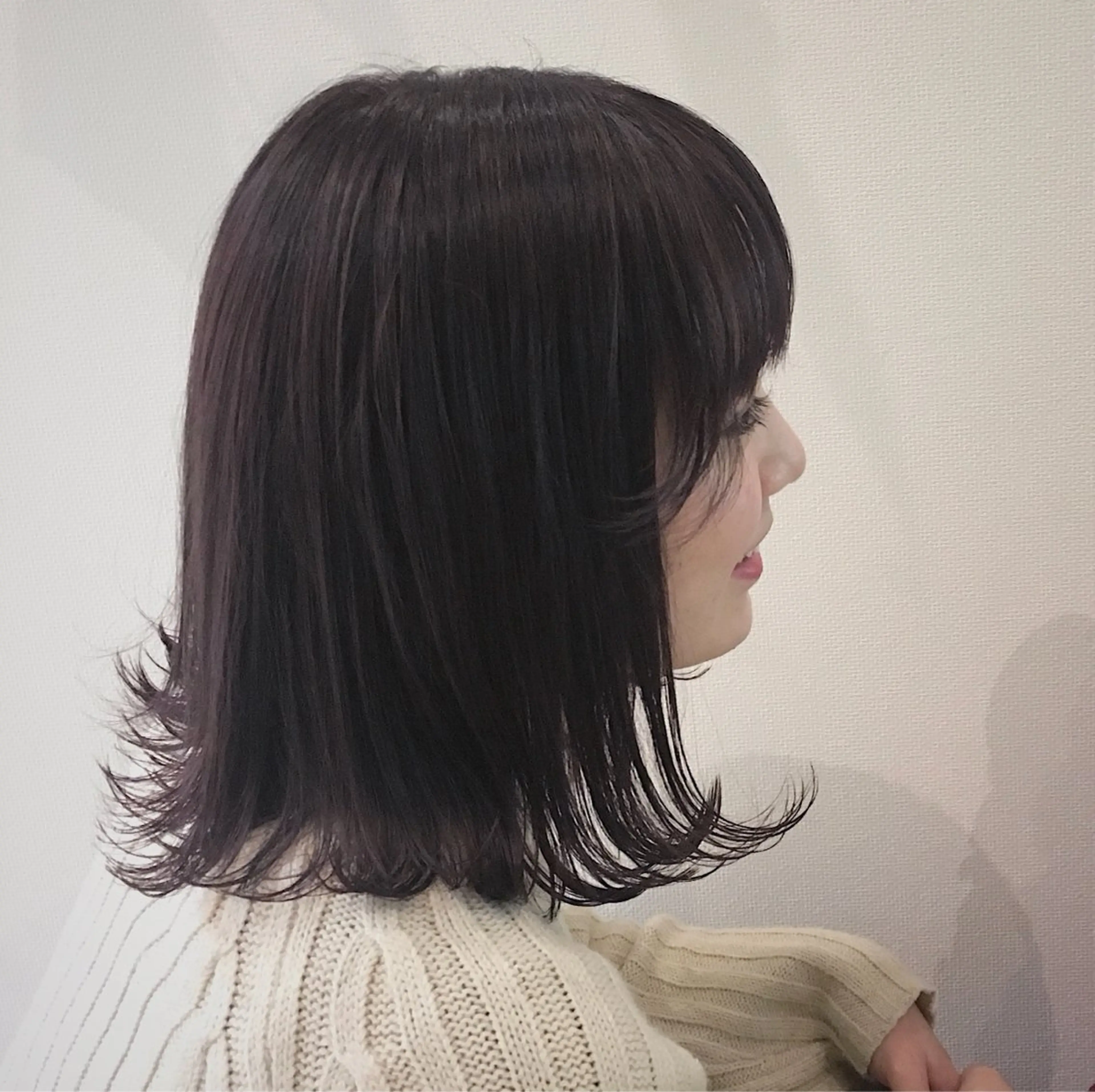 ミディアム カラー ヘアカラー 佐藤 真衣のヘアスタイル