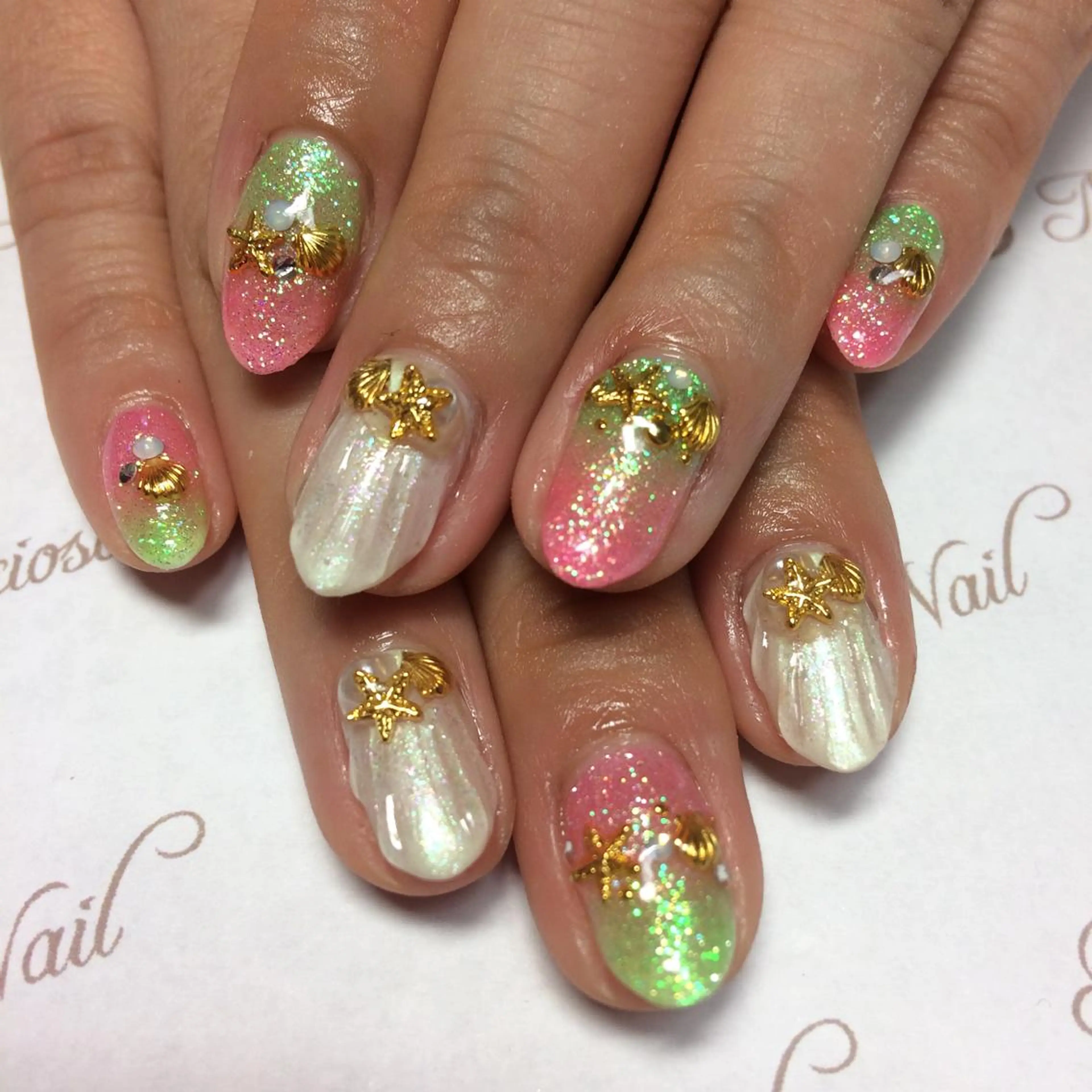 ネイル preciosa.nail所属・久場 晴美のネイルデザイン