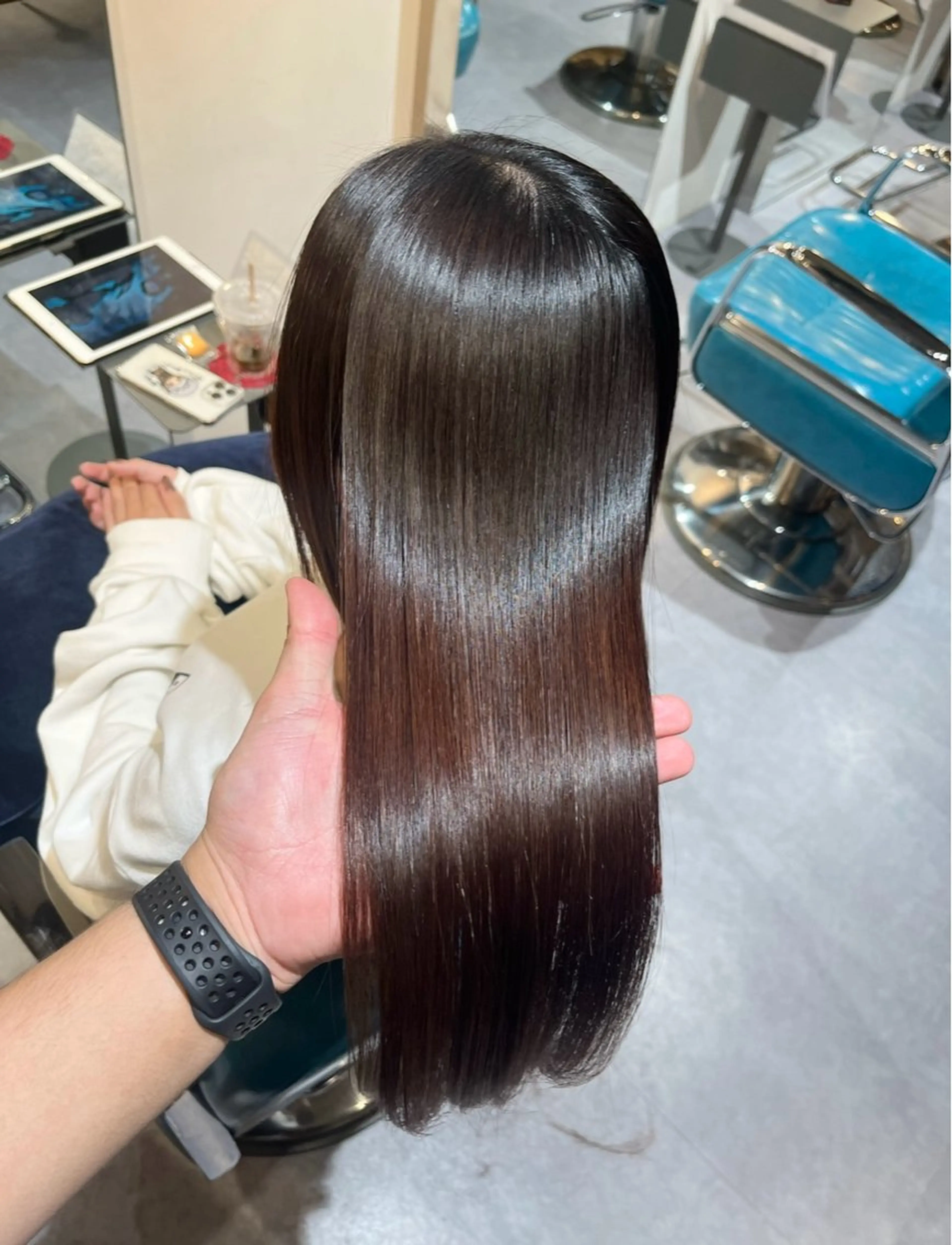 セミロング 縮毛矯正 トリートメント 必ず笑顔で帰っていた だきます！安田祐貴のヘアスタイル