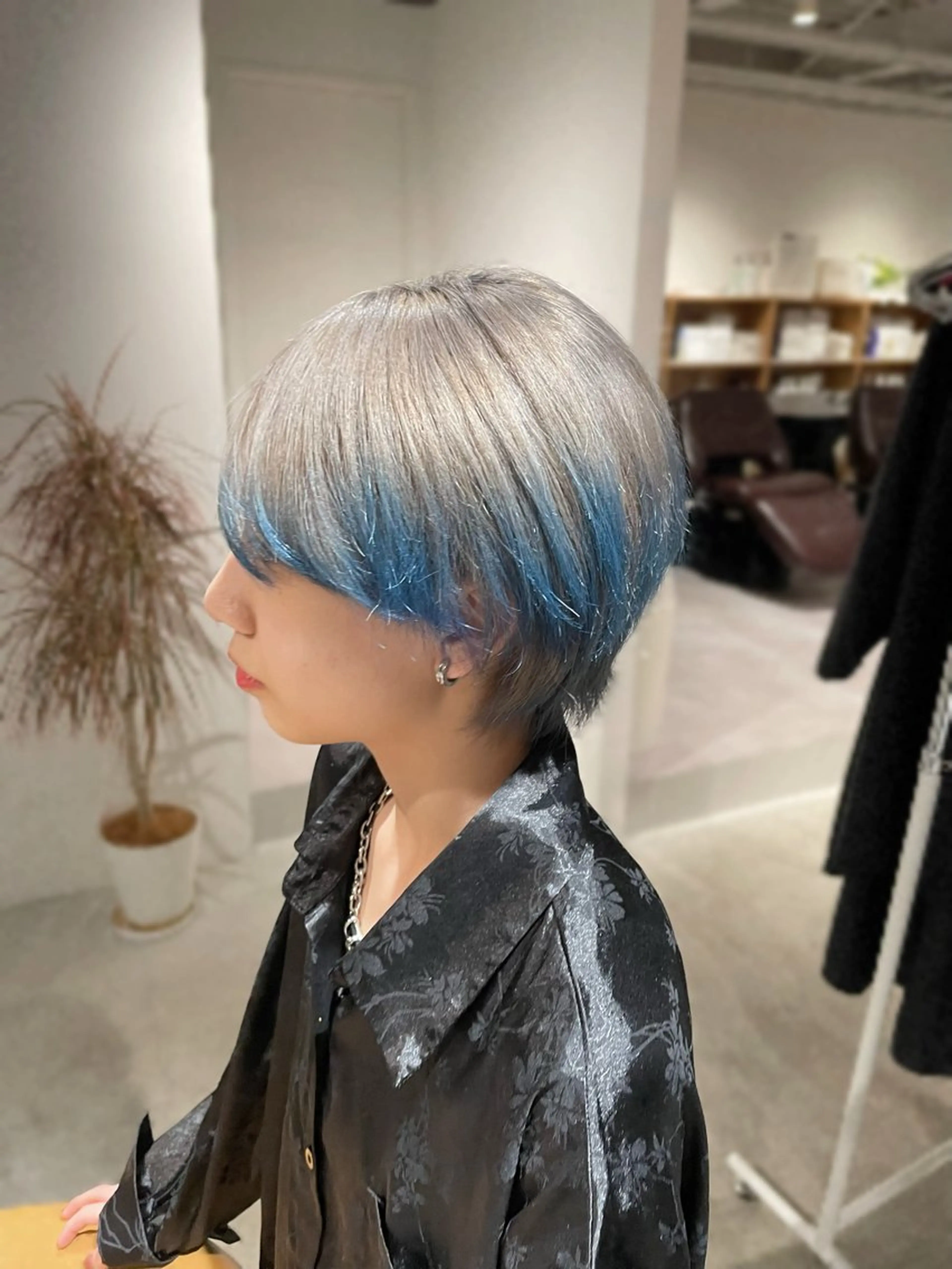 ショート カラー カット ヘアカラー トリートメント 💎韓国カラー Giness坂下巧のヘアスタイル
