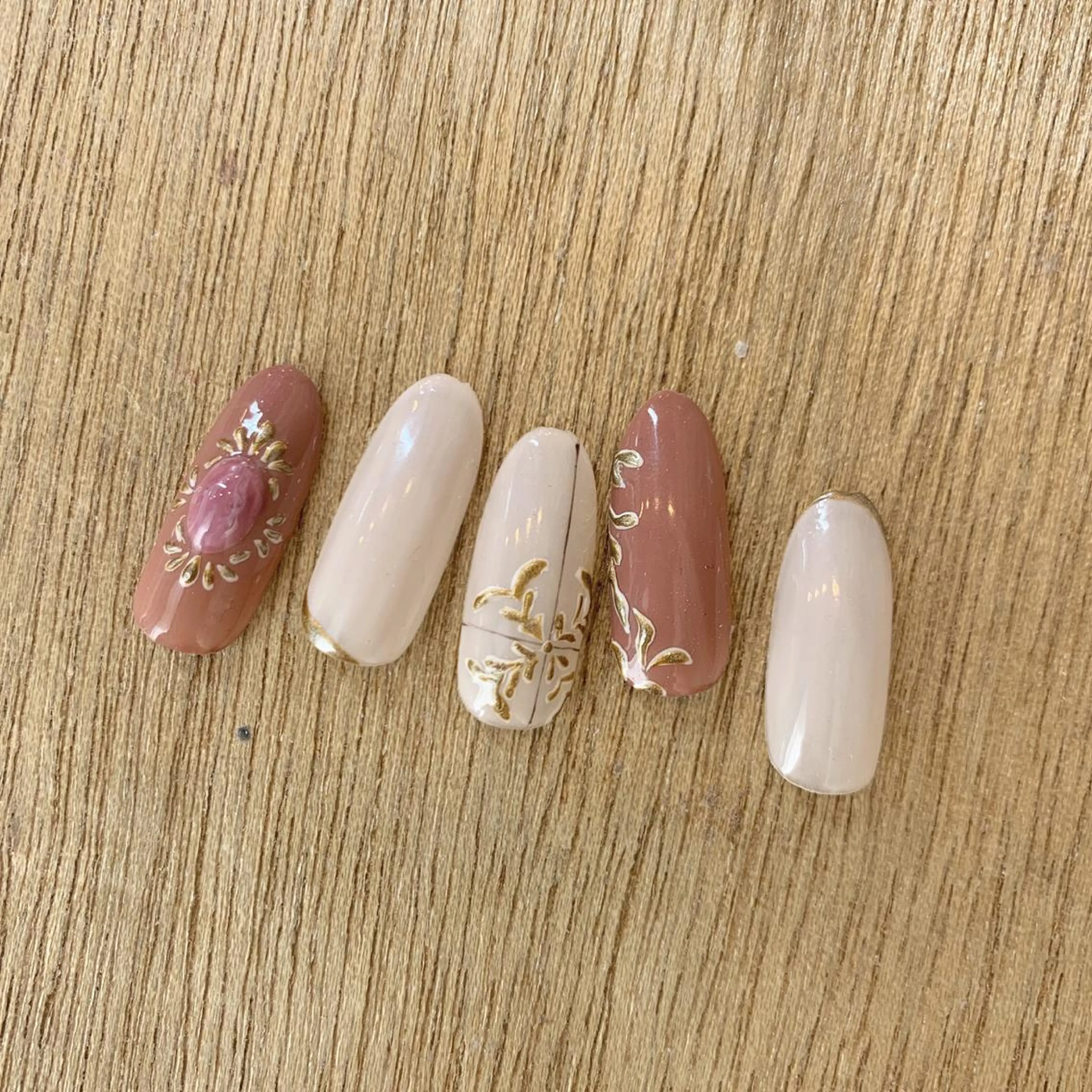 ネイル ヤマダ サクラのヘアスタイル