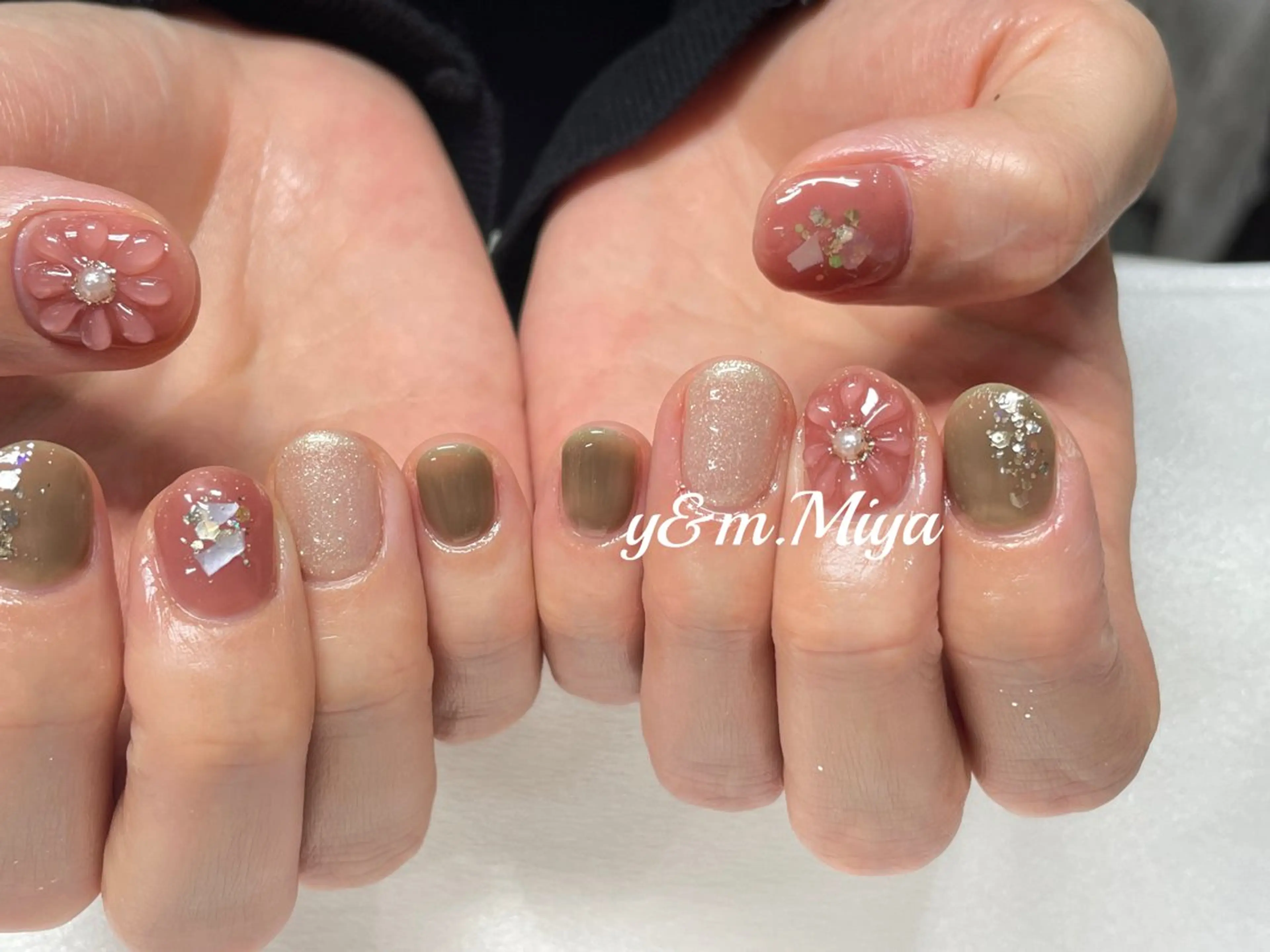 ネイル Ui_Amor (パラジェル)のネイルデザイン