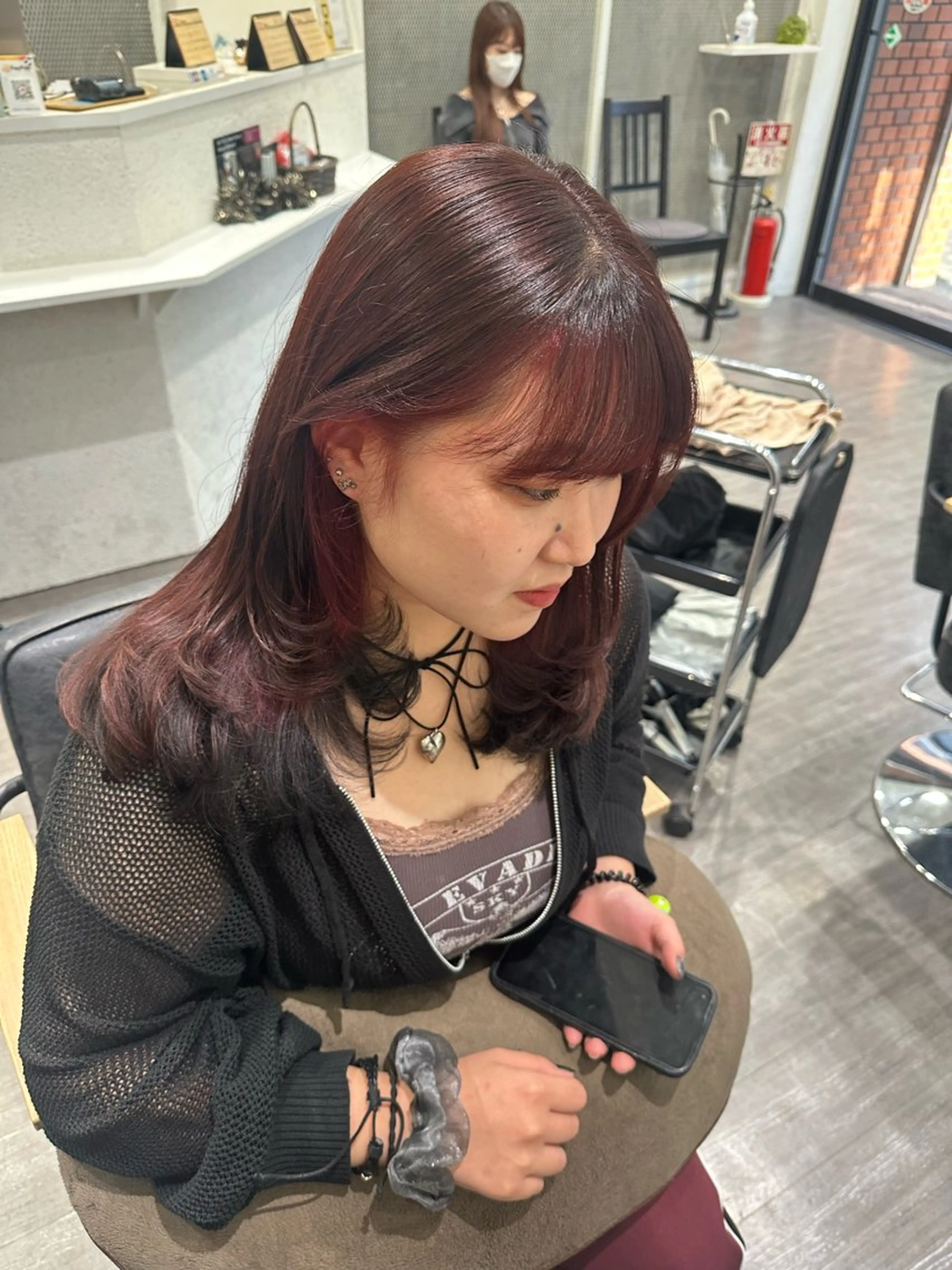 ミディアム カラー レッドカラー レイヤーカット 艶髪レイヤー上田 紗也🇰🇷💗のヘアスタイル