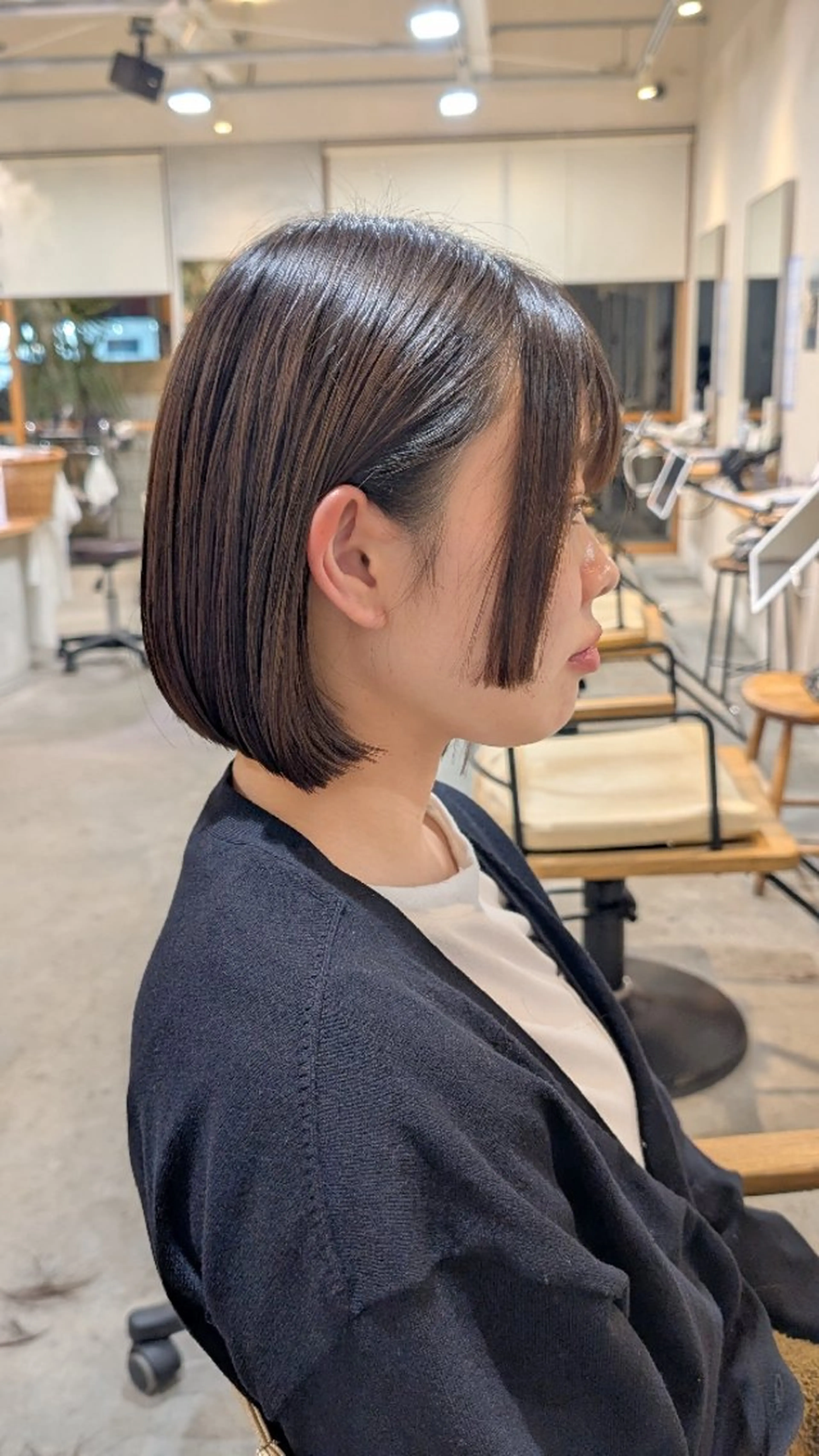 ショート 姫カット 【女性限定】 しおりのヘアスタイル