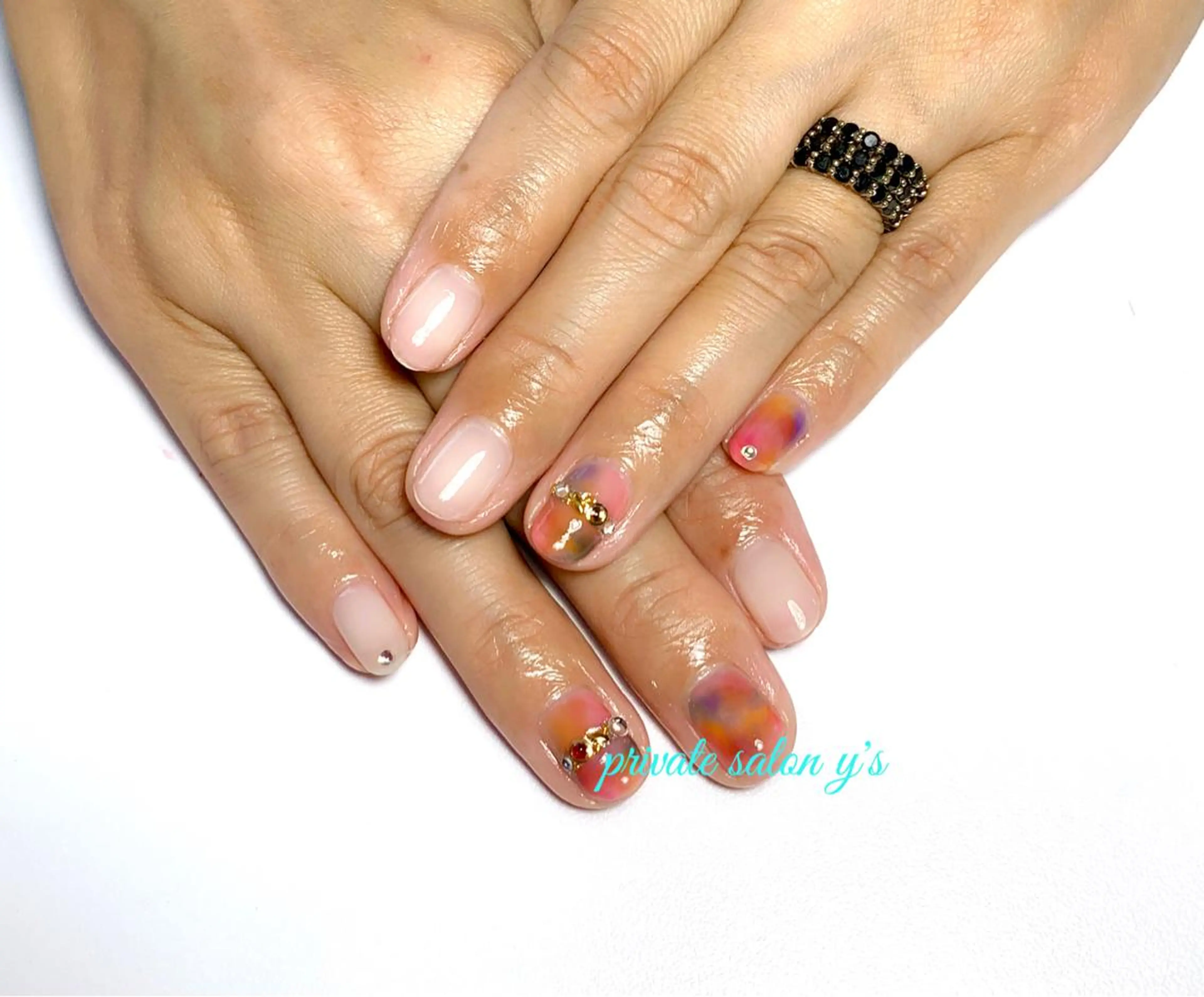 ネイル y' sのネイルデザイン