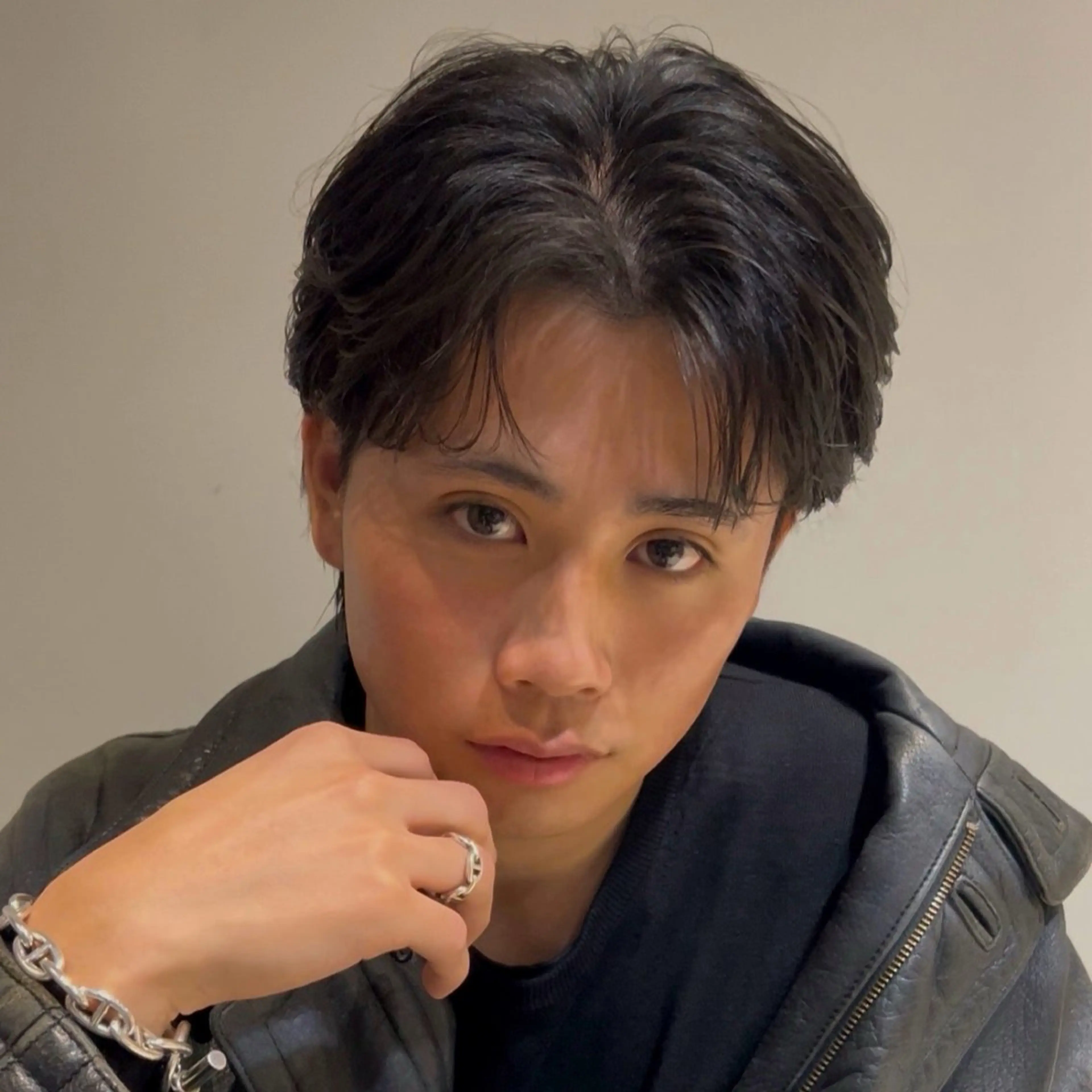 パーマ メンズ 安達 脩人のヘアスタイル