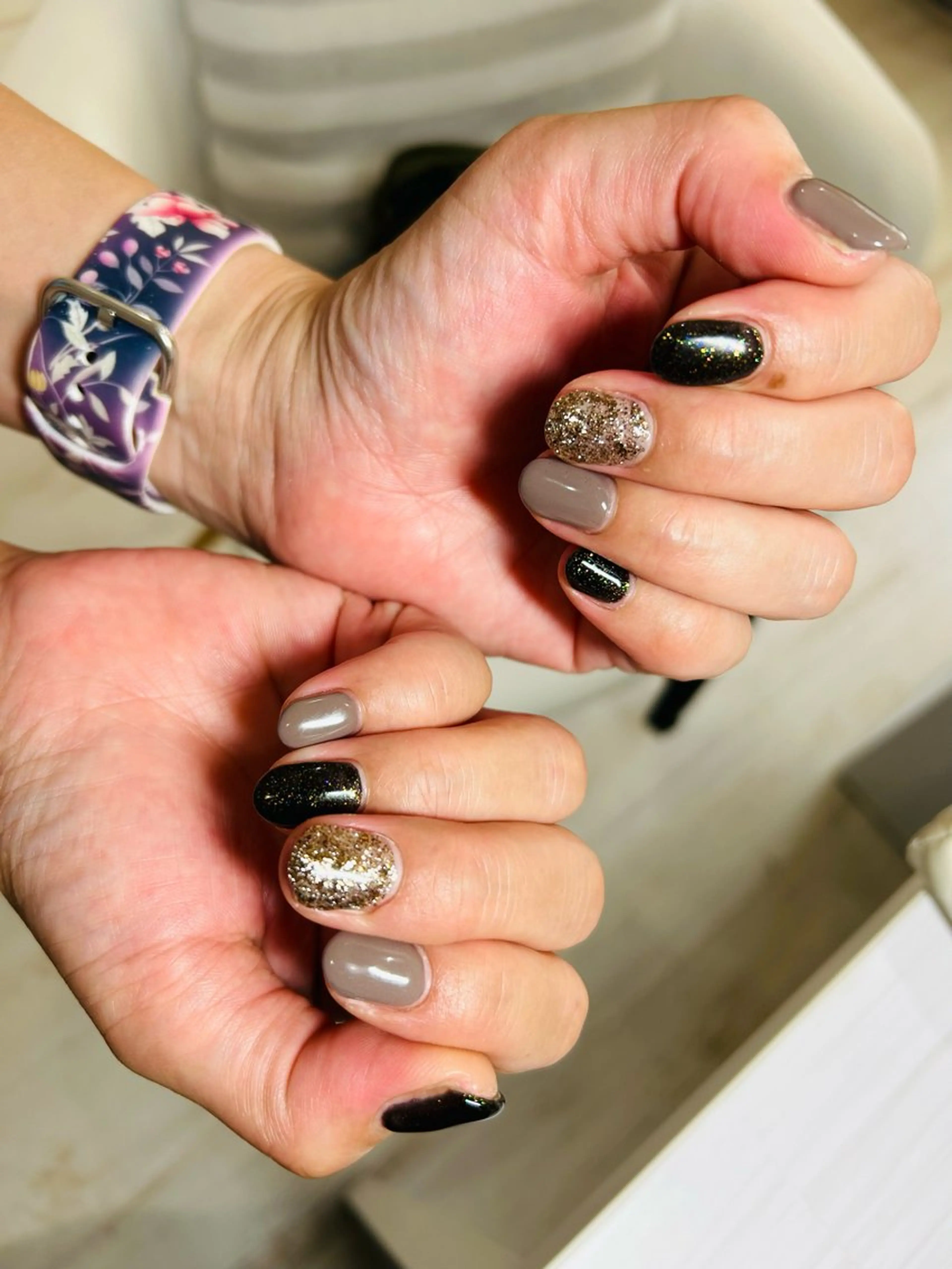 ネイル フラッシュネイル フットネイル フレンチネイル ラメ(グリッター) ラメグラデーション Ｈ3（エイチスリー）所属・H3 hitoのネイルデザイン