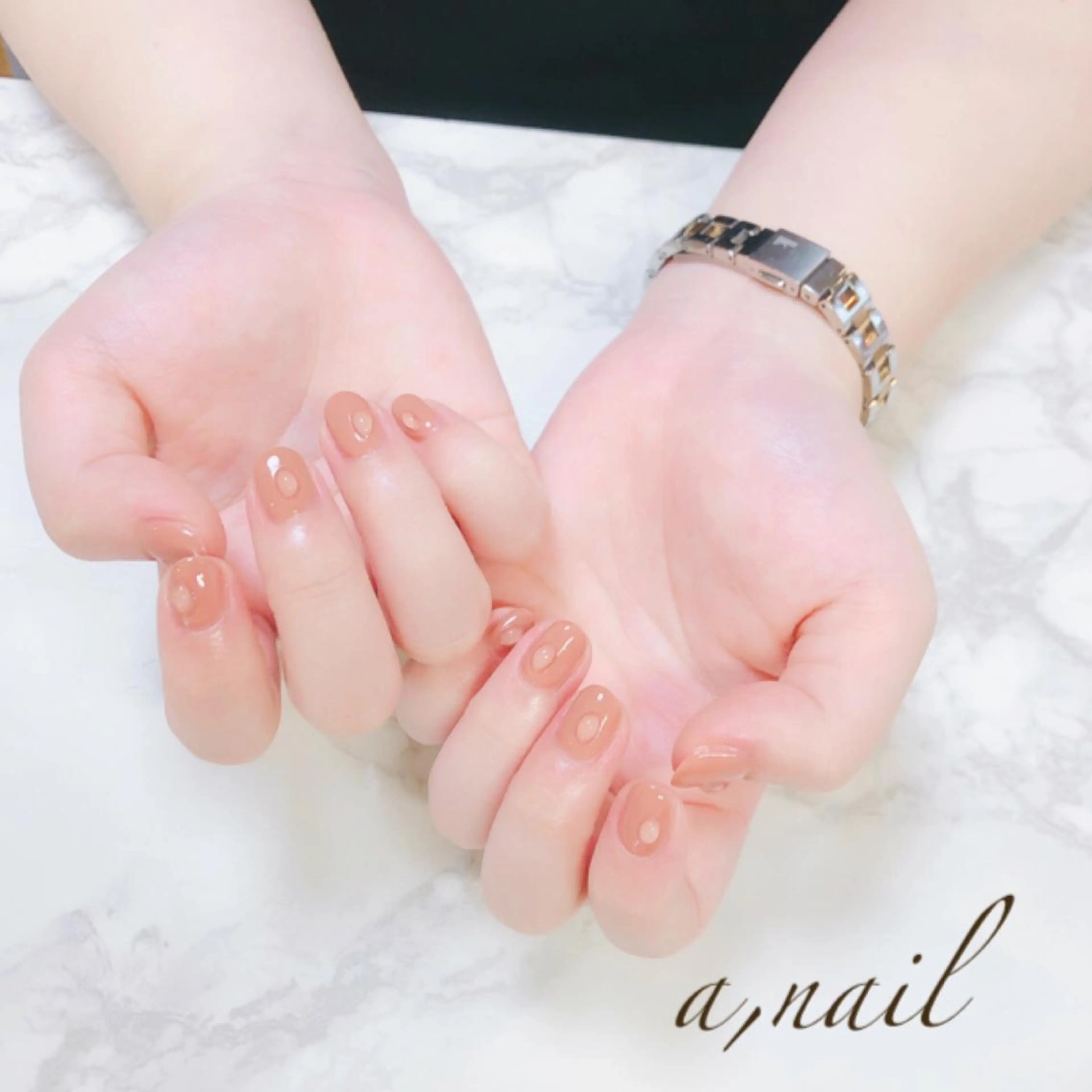 ネイル フットネイル ジェルネイル グラデーション オフィスネイル ワンカラーネイル ハンドネイル ネイルサロン エーネイルのネイルデザイン