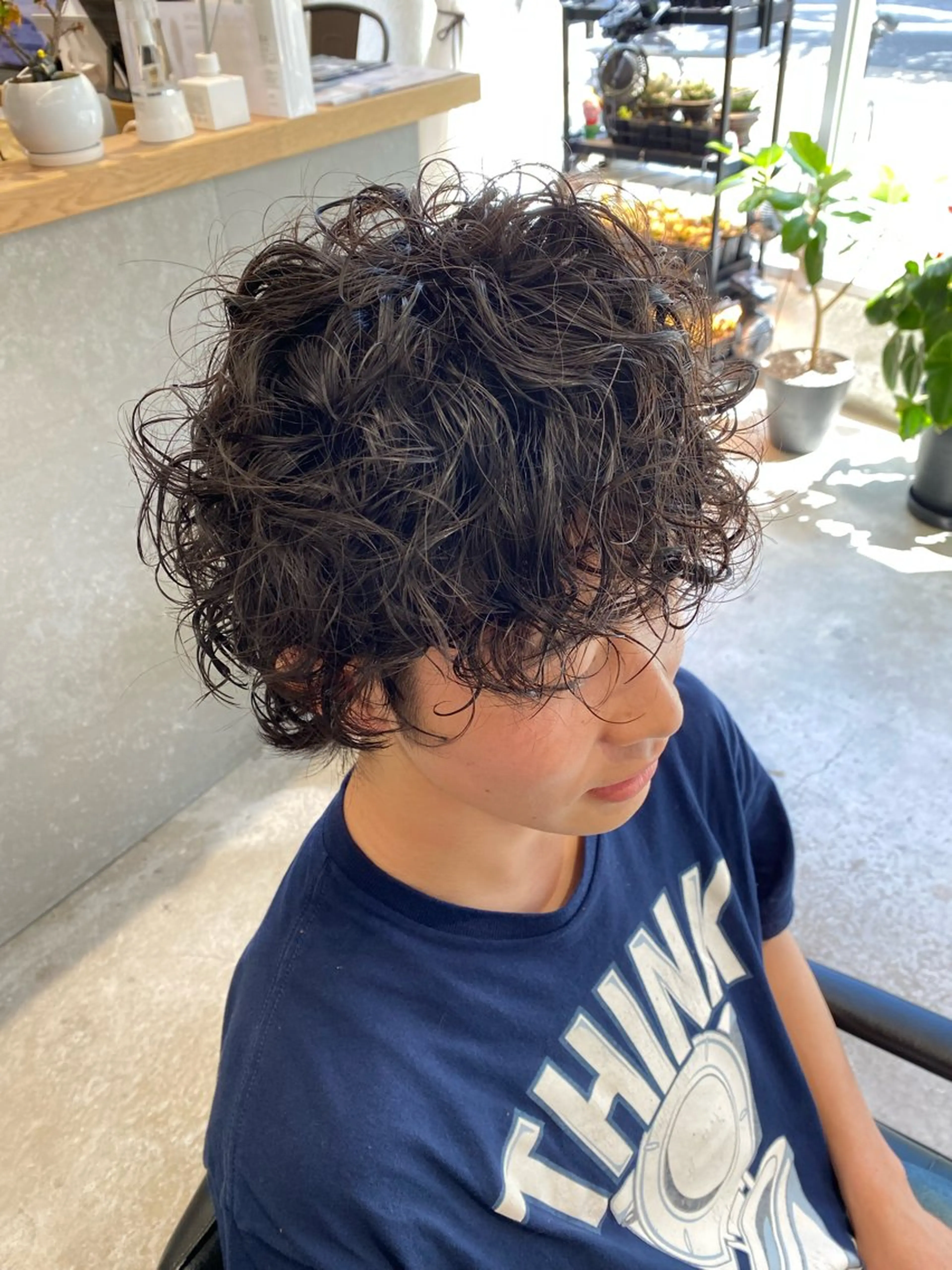 ミディアム 野原 ひかるのヘアスタイル