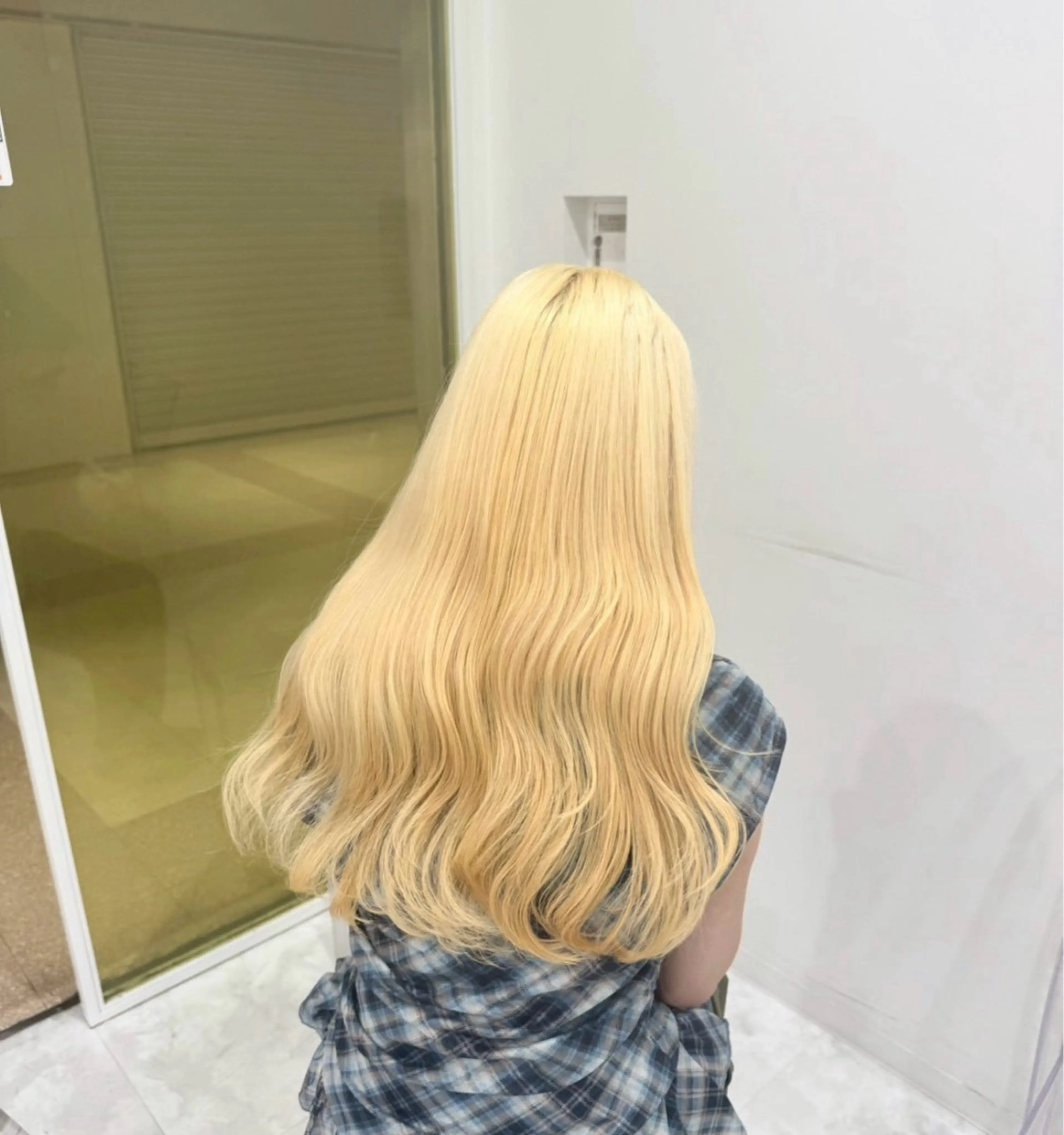 ロング カラー ヘアアレンジ ヘアカラー トリートメント ヘアセット 🫧モテる💗ダメー ジレスハイトーン🫧のヘアスタイル