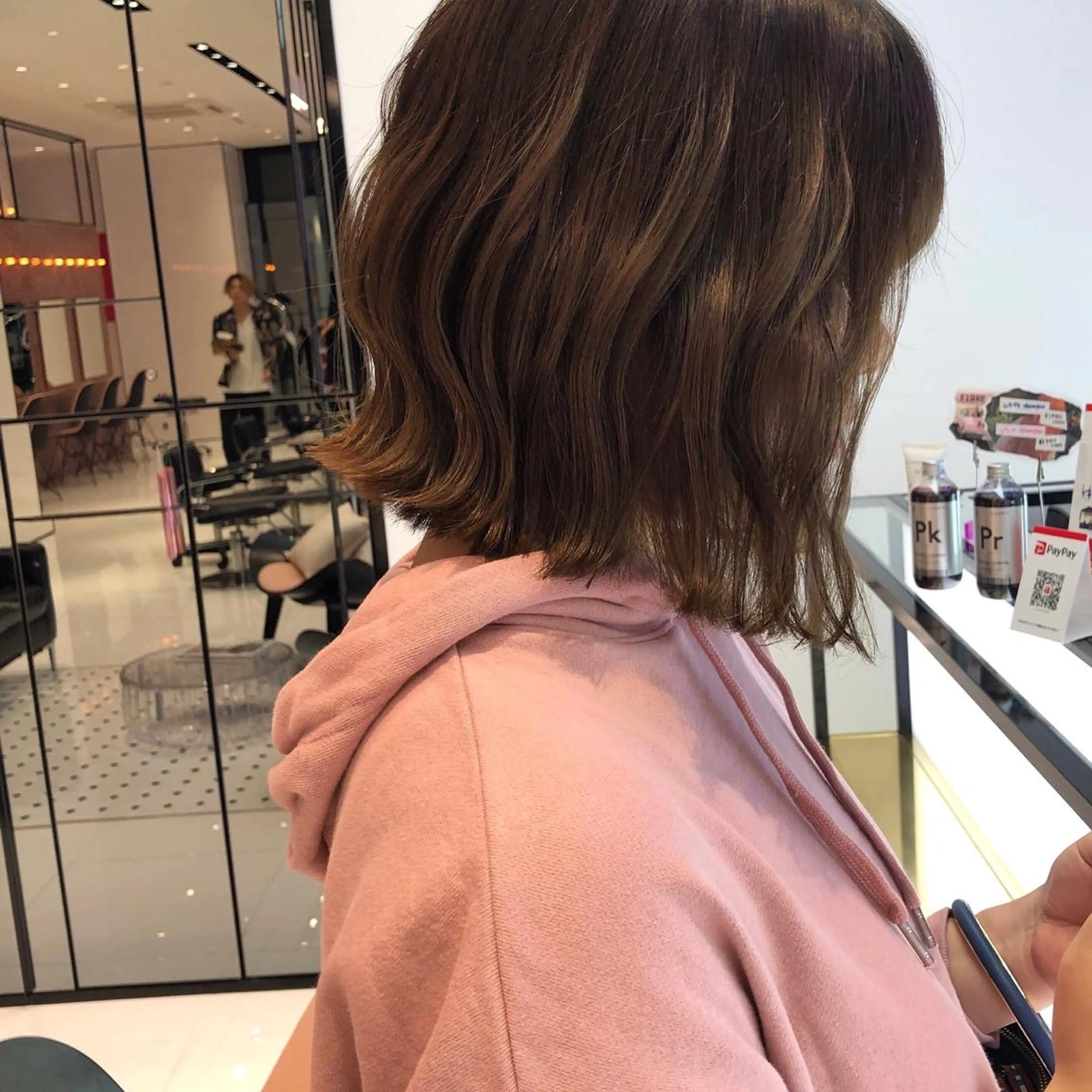 ミディアム カラー ベージュカラー 透明感カラー ボブ 相川 愛実のヘアスタイル