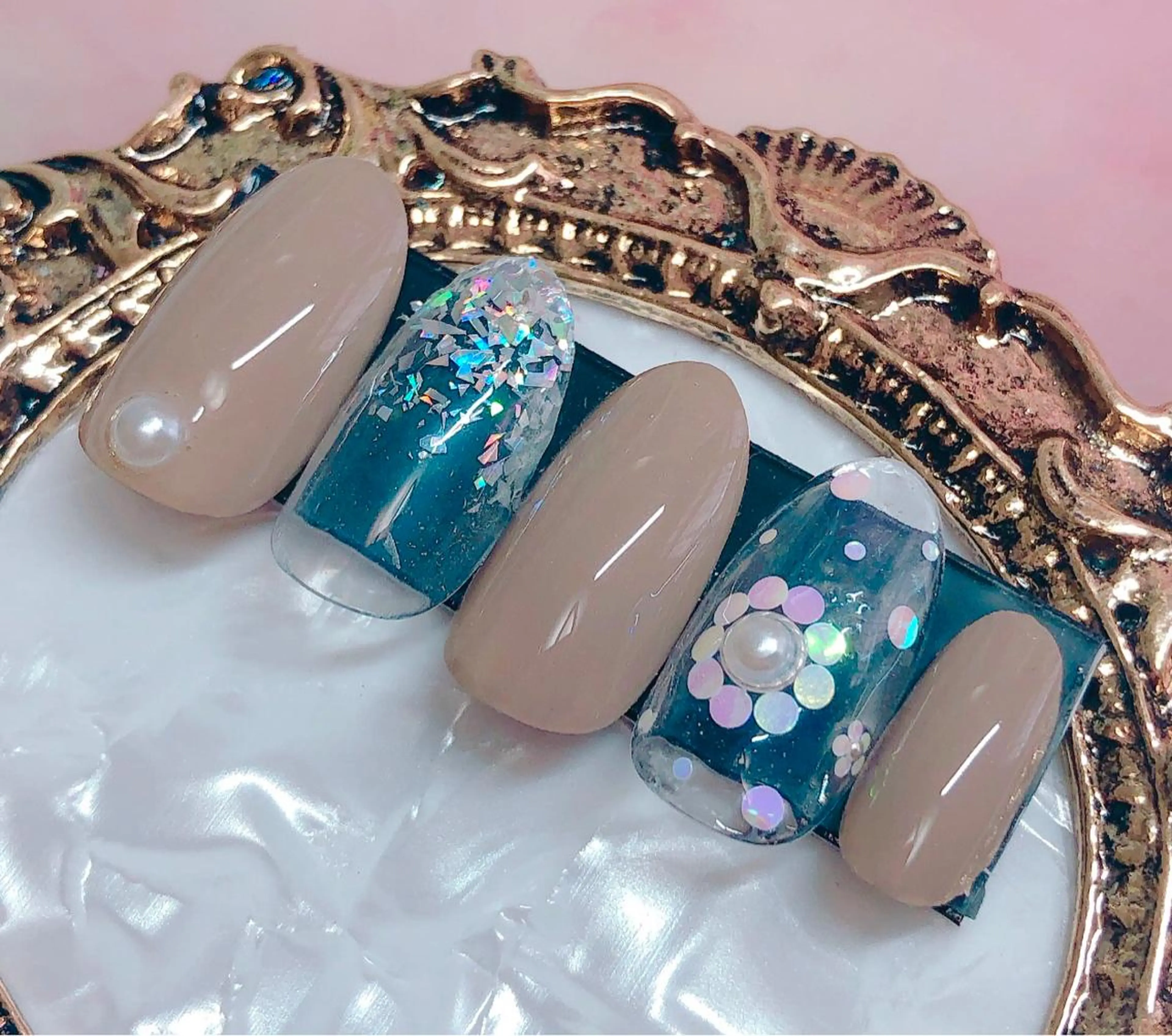 ネイル ハンドネイル CROWN プライベートサロンのネイルデザイン