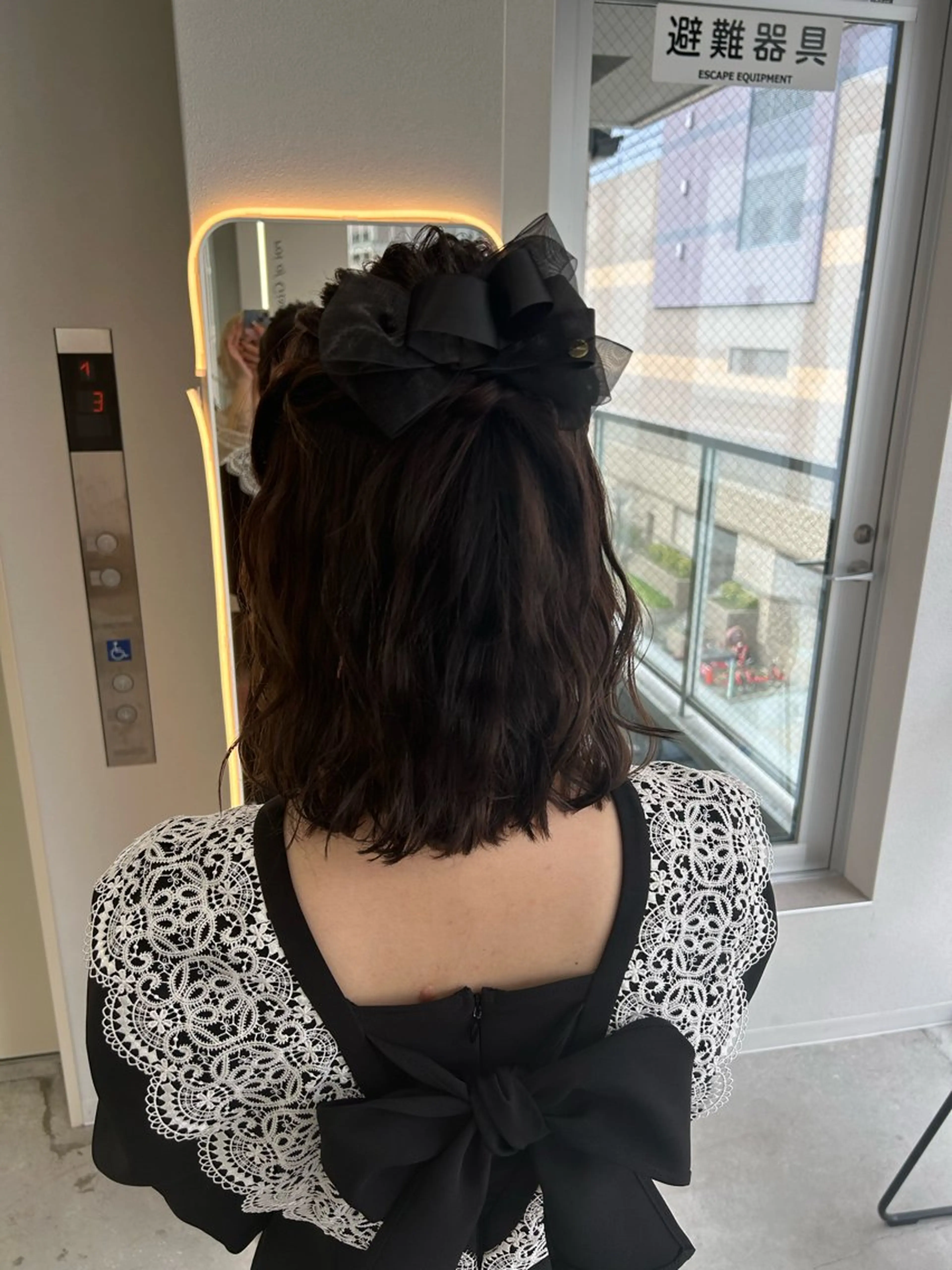 ミディアム ヘアアレンジ ハーフアップ ヘアセット Gisel みらののヘアスタイル