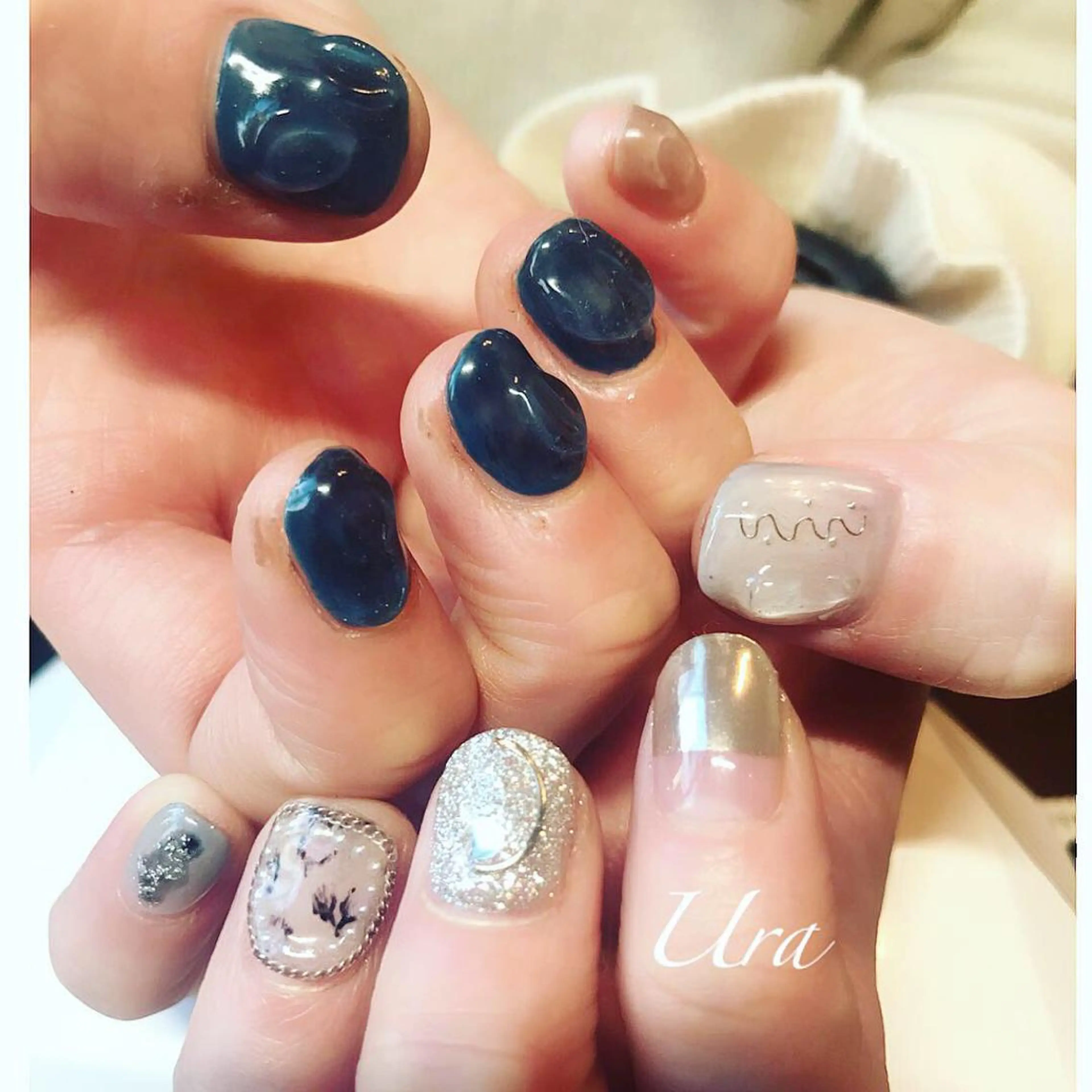 ネイル UrakoNail 《nail》のネイルデザイン