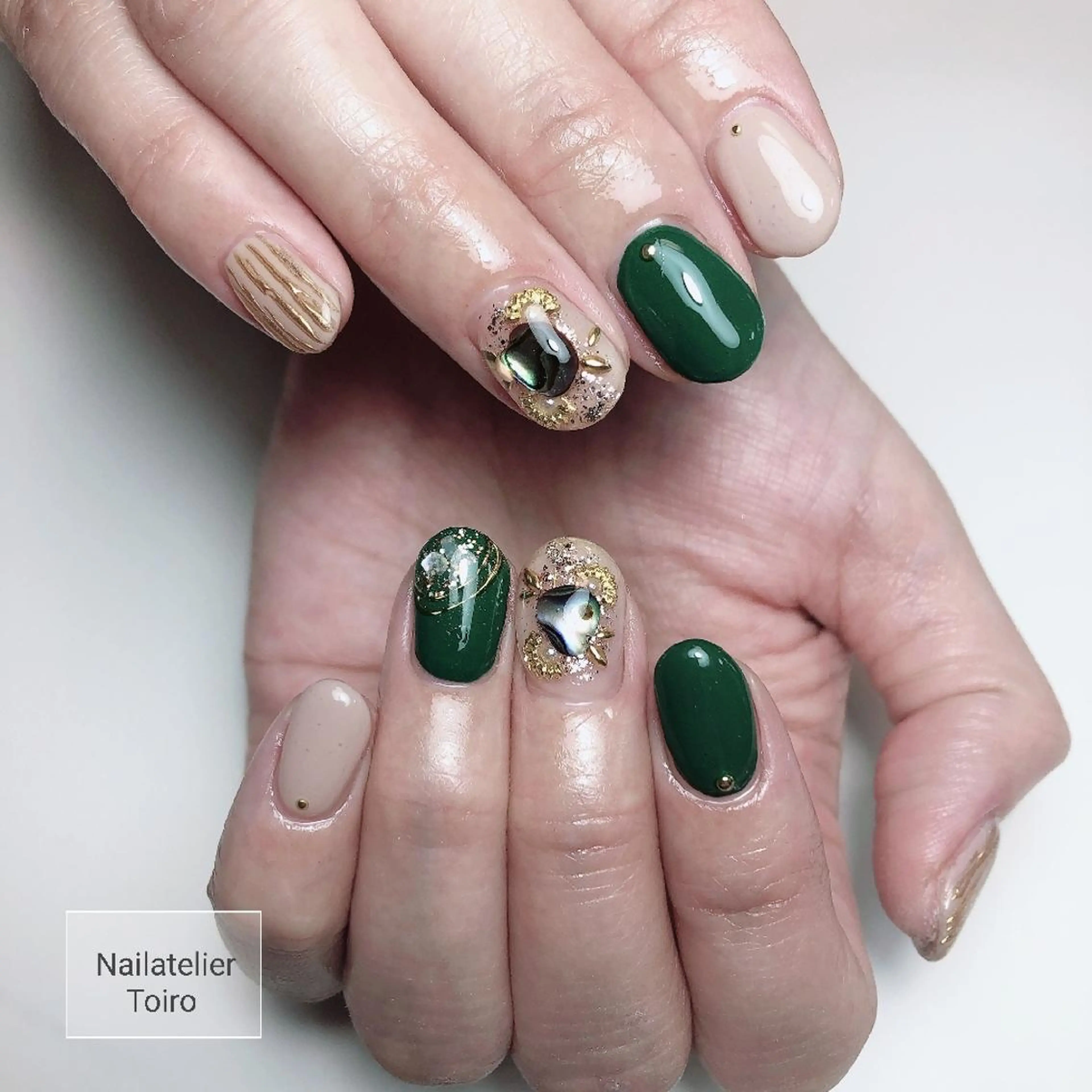 ショート ネイル ニュアンスネイル ☺︎山部 志麻☺︎のネイルデザイン