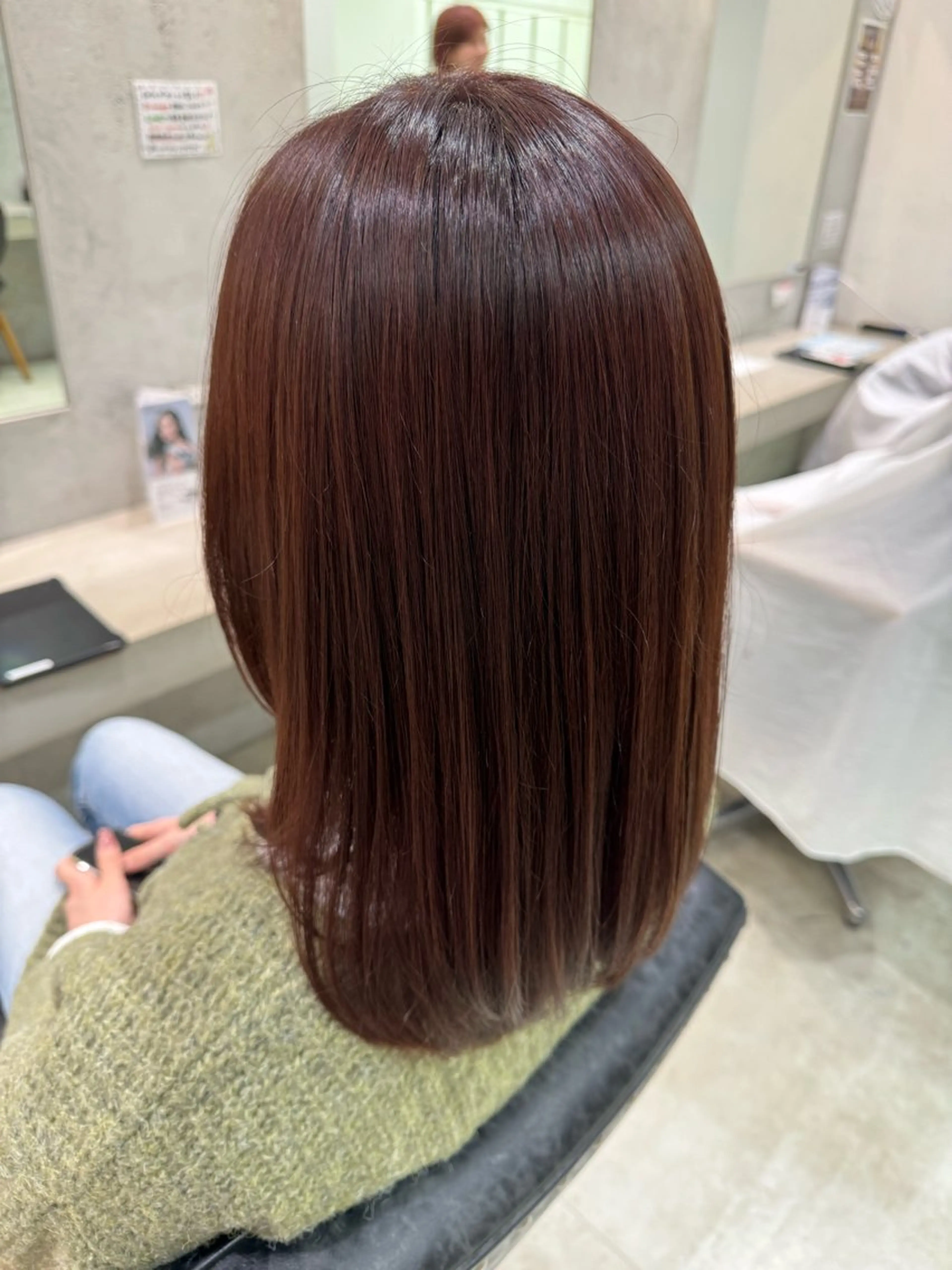 ミディアム カラー ブリーチ ブラウンカラー ブリーチなしカラー ピンクカラー ピンクブラウン カット ヘアカラー トリートメント 神野 れなのヘアスタイル