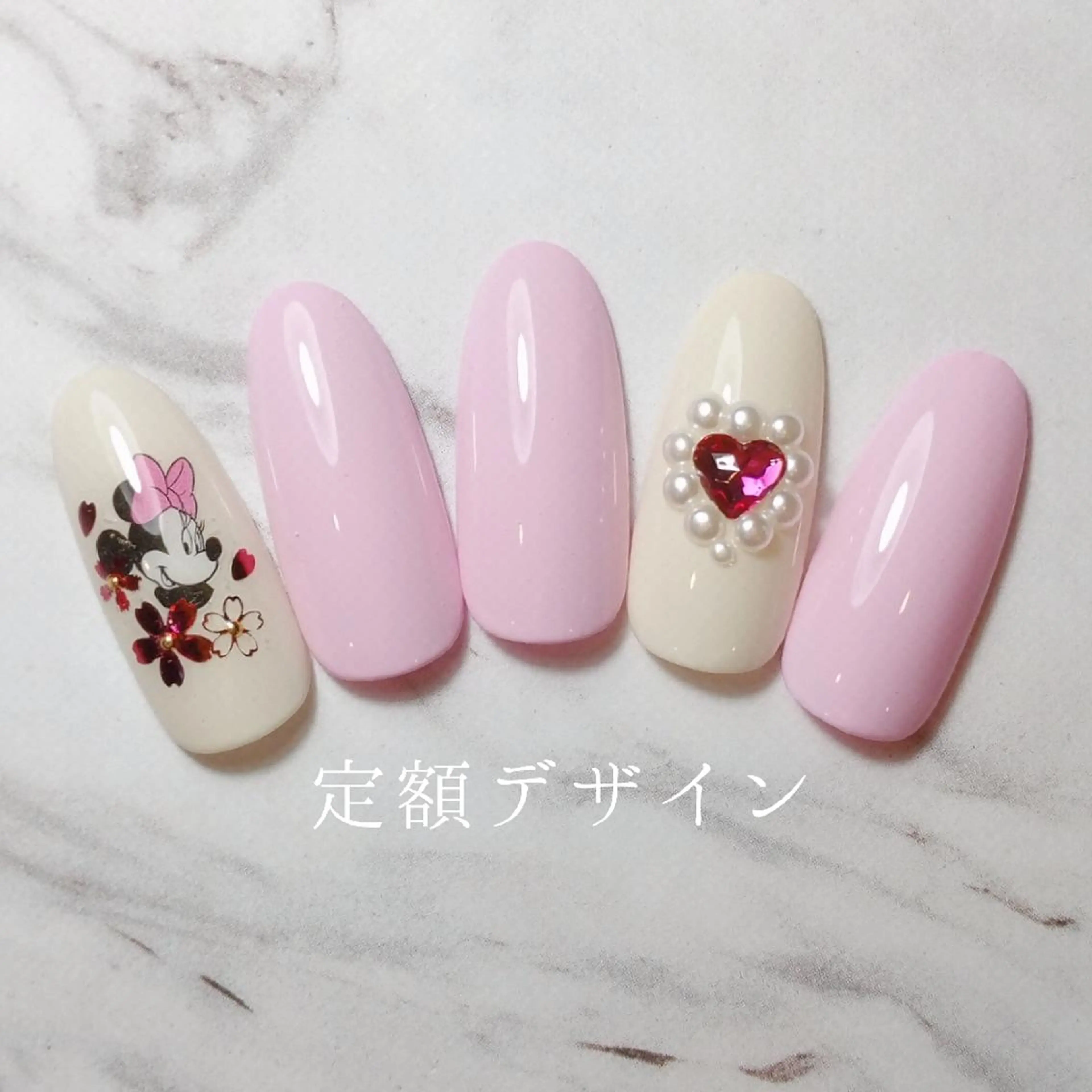 ネイル ハンドネイル 柴田 彩のネイルデザイン