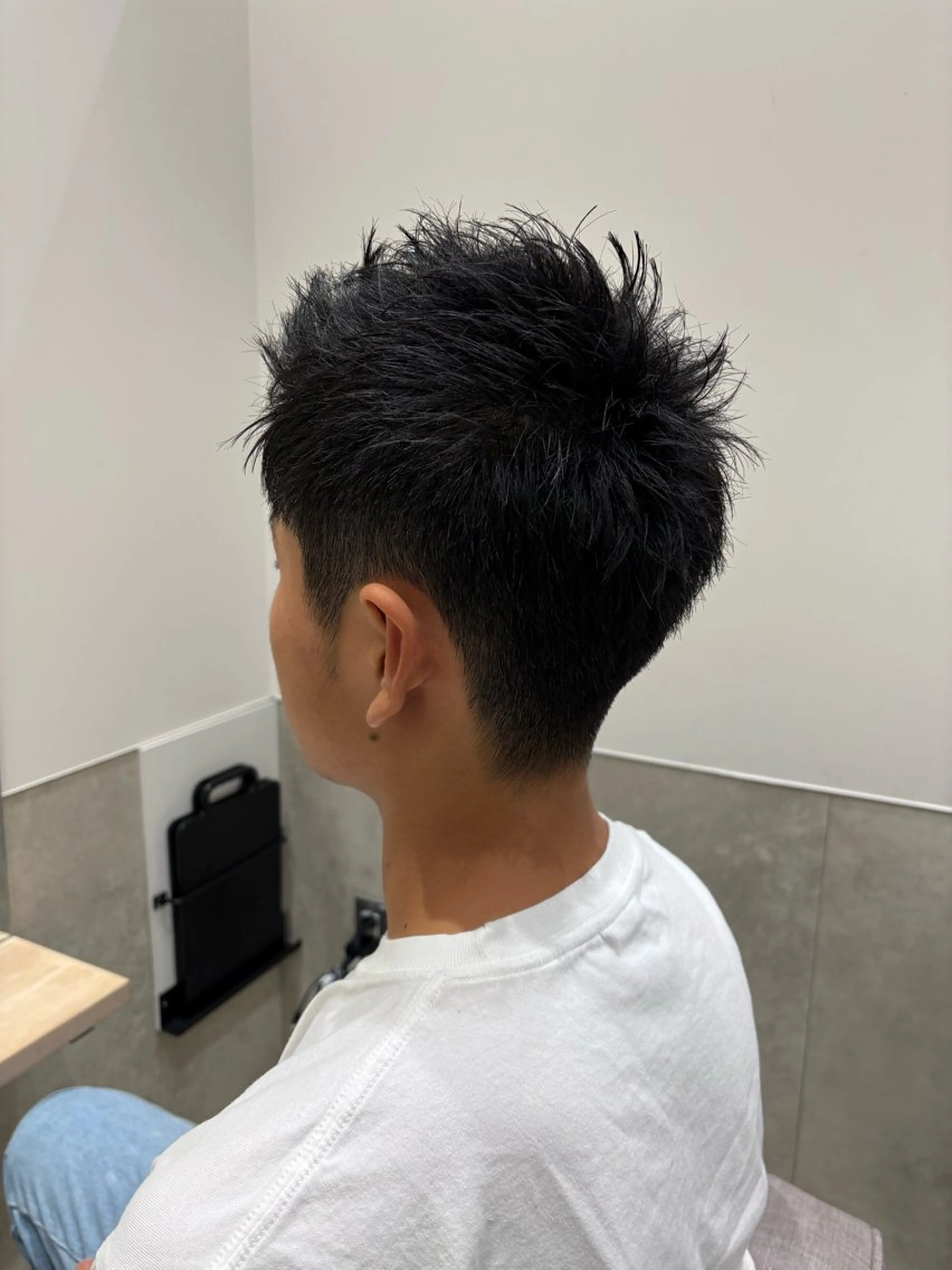 ショート メンズ 刈り上げ ショートヘア カット 仲地 大地のヘアスタイル