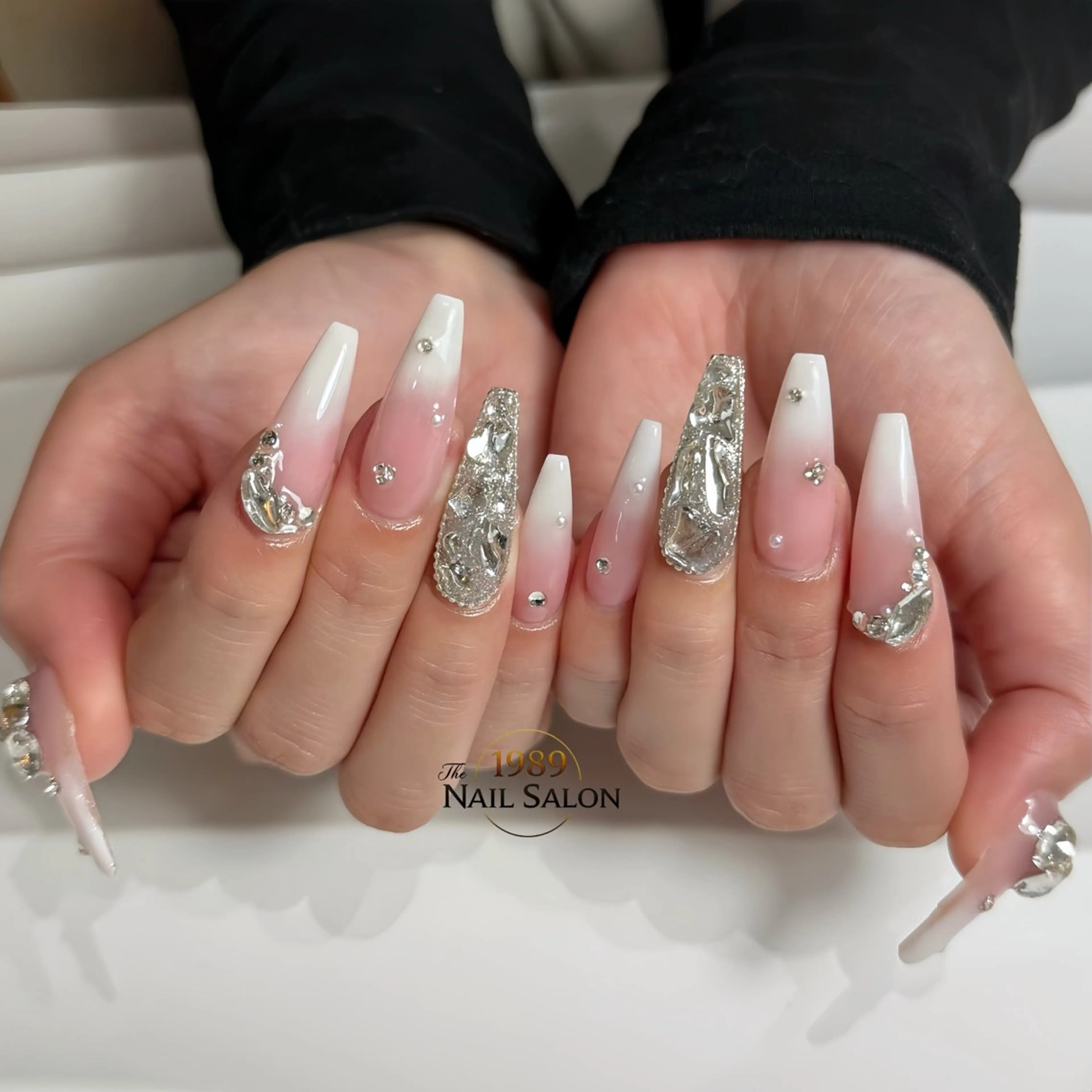 ネイル ハンドネイル The 1989 Nail Salonのネイルデザイン