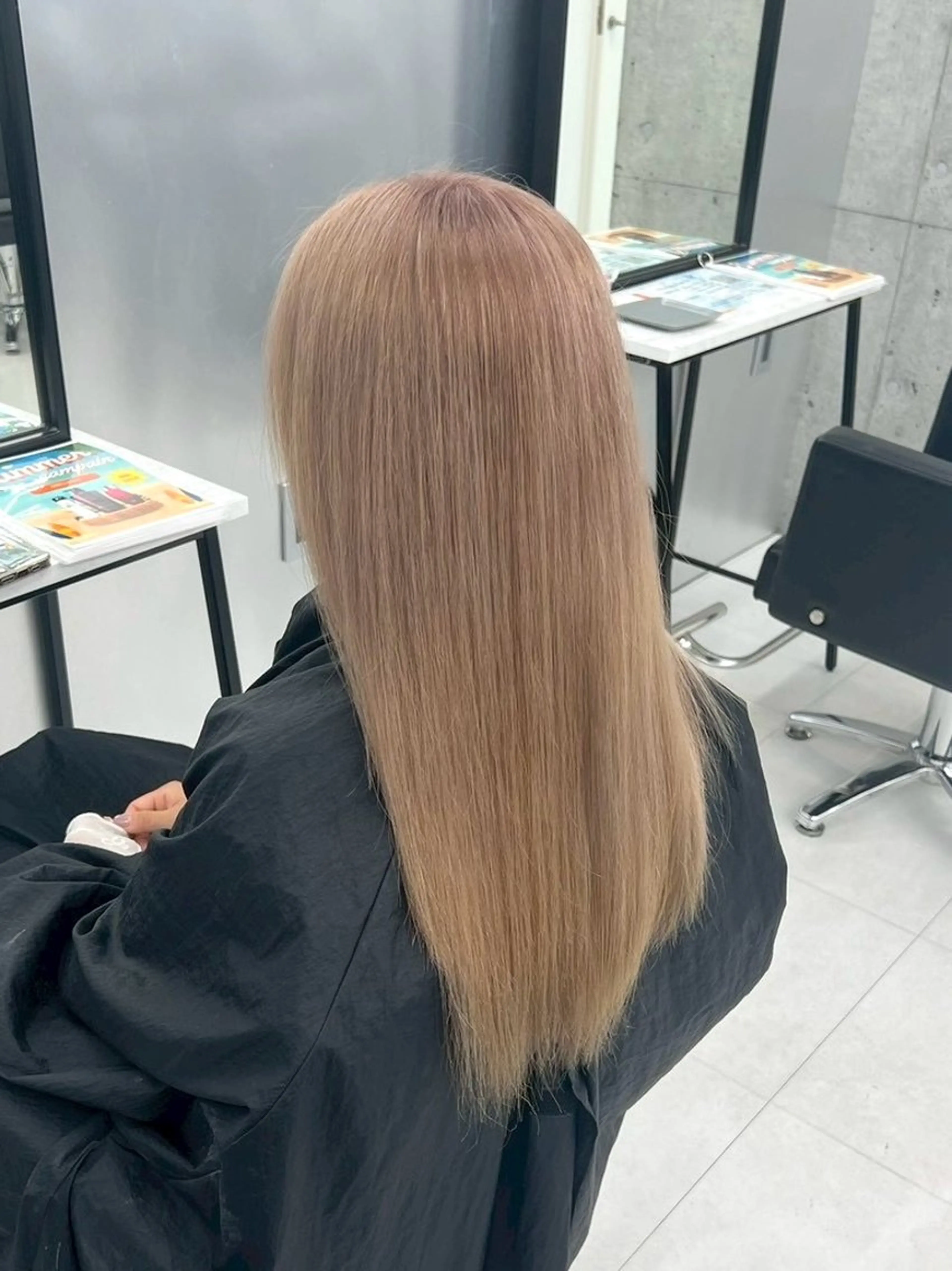 カラー 🦋ハイトーン×ア レンジ💫Leenaのヘアスタイル
