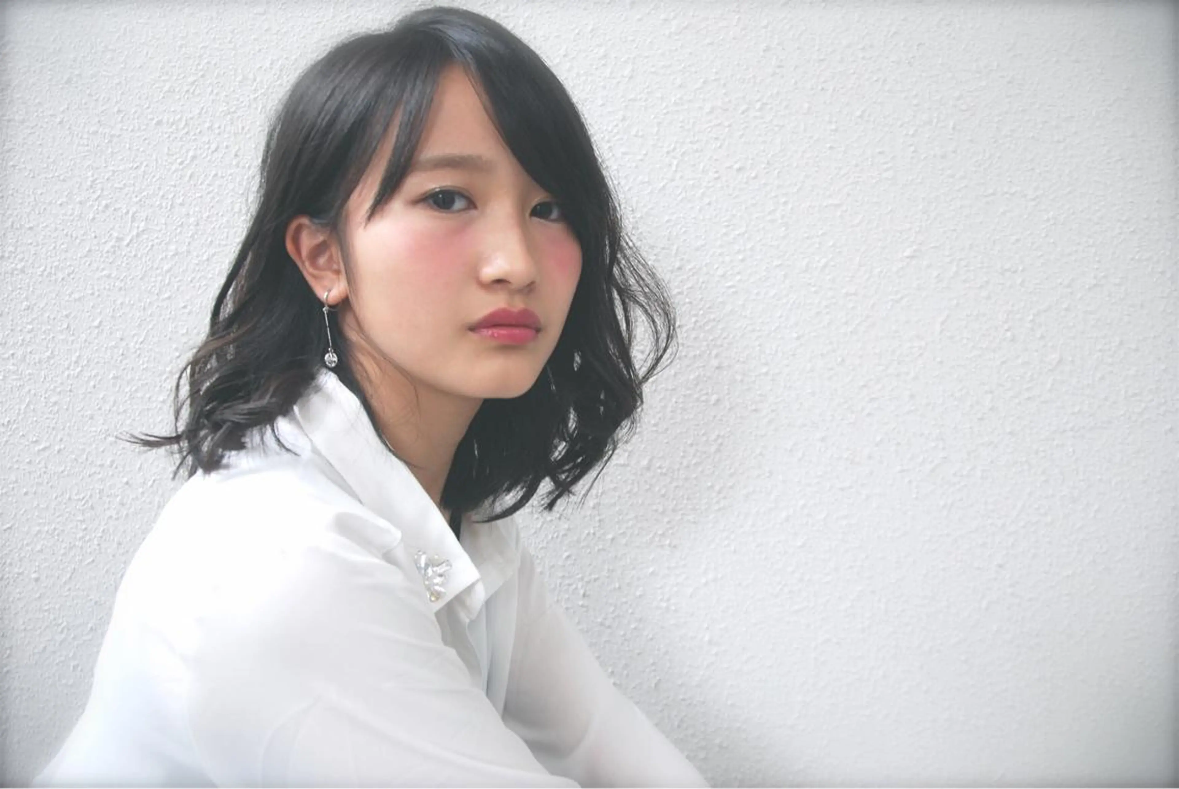 ミディアム インナーカラー/天神 ブリーチ/吉田のヘアスタイル