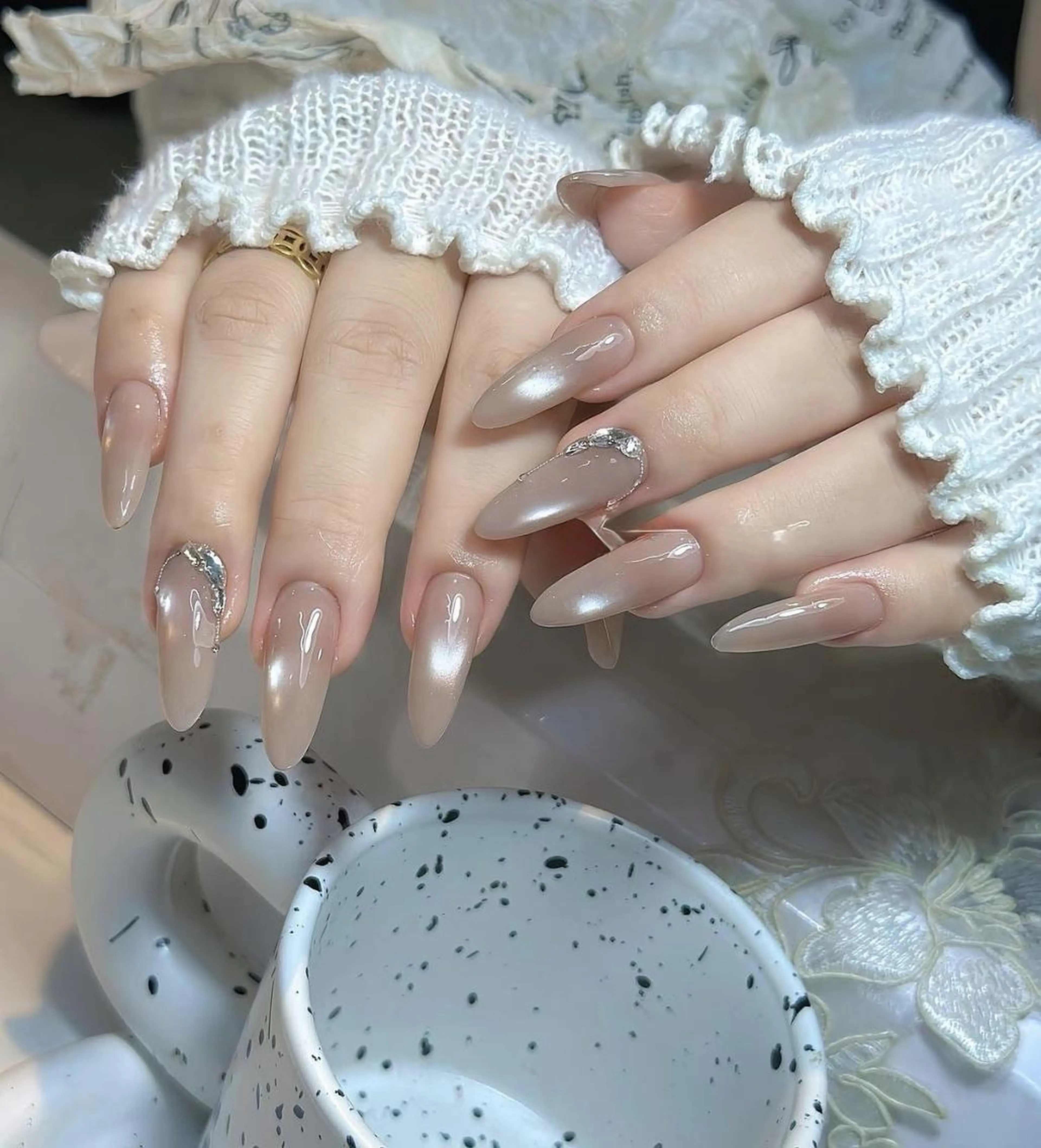 ネイル 長さ出し フレンチネイル グラデーション 卒業式 マグネットネイル ハンドネイル MIHANA HIKARIのネイルデザイン