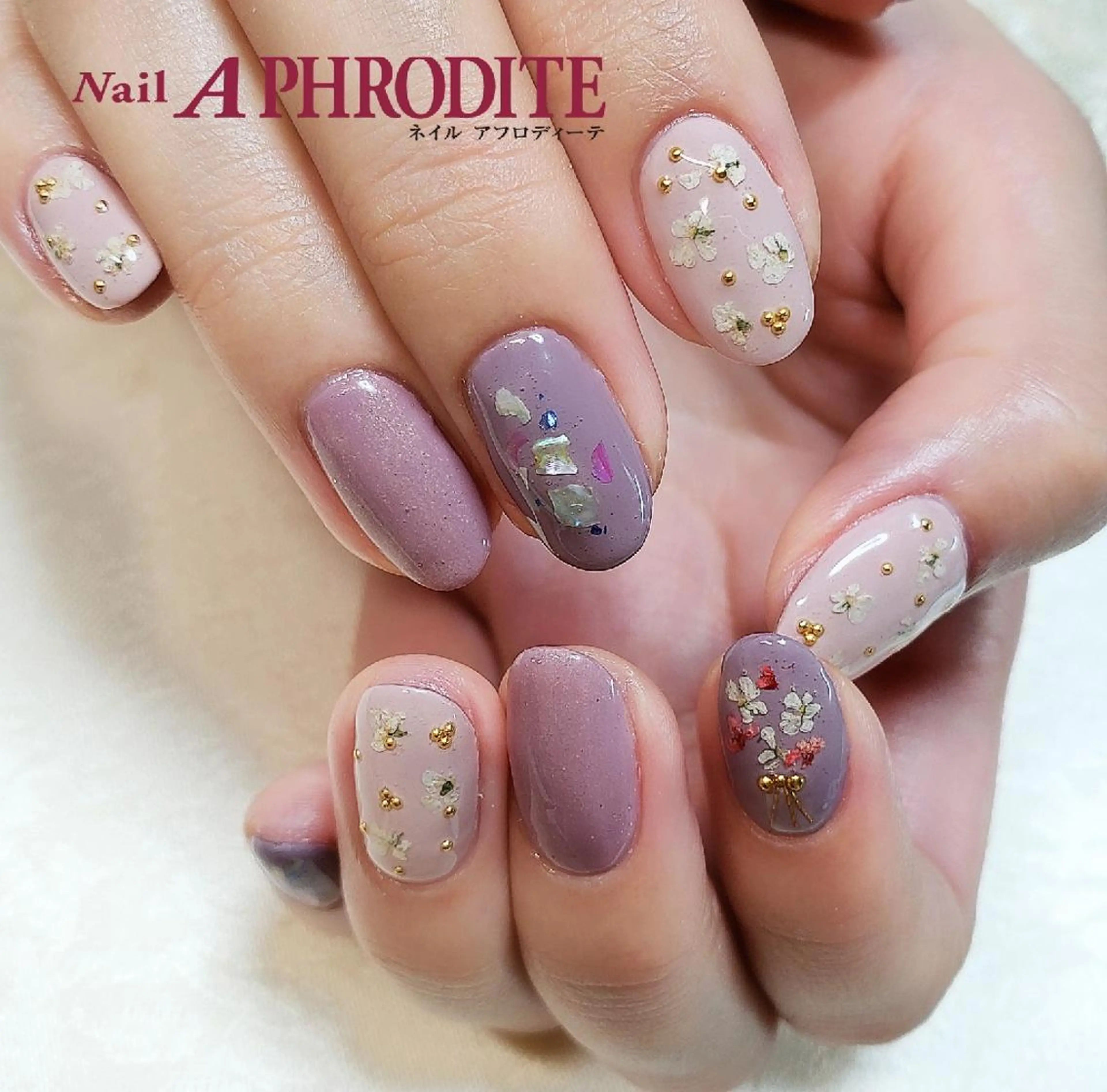 ネイル Nail  Aphroditeのネイルデザイン
