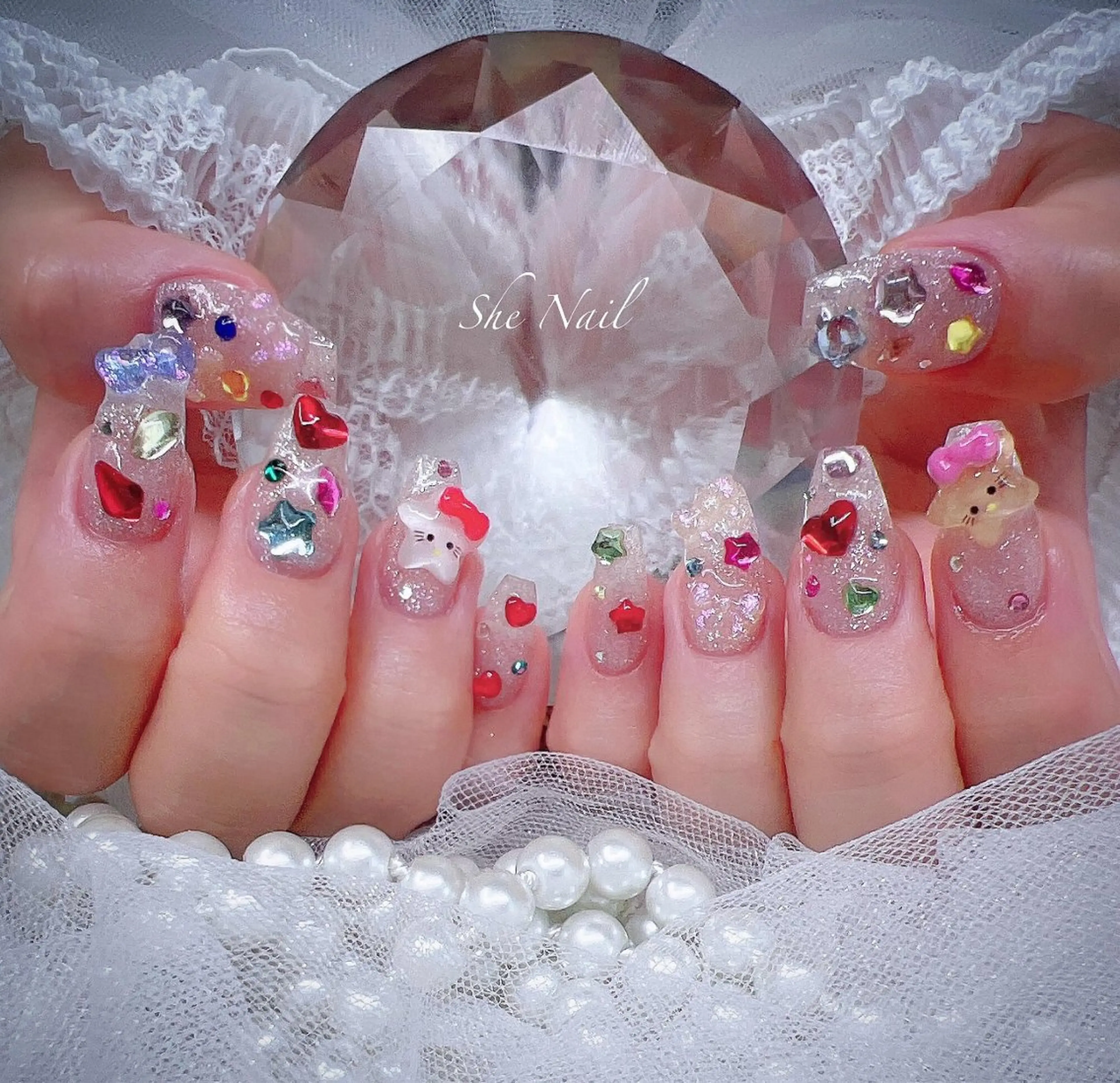 ネイル キラキラネイル 夏ネイル ISA_ BELLAのネイルデザイン