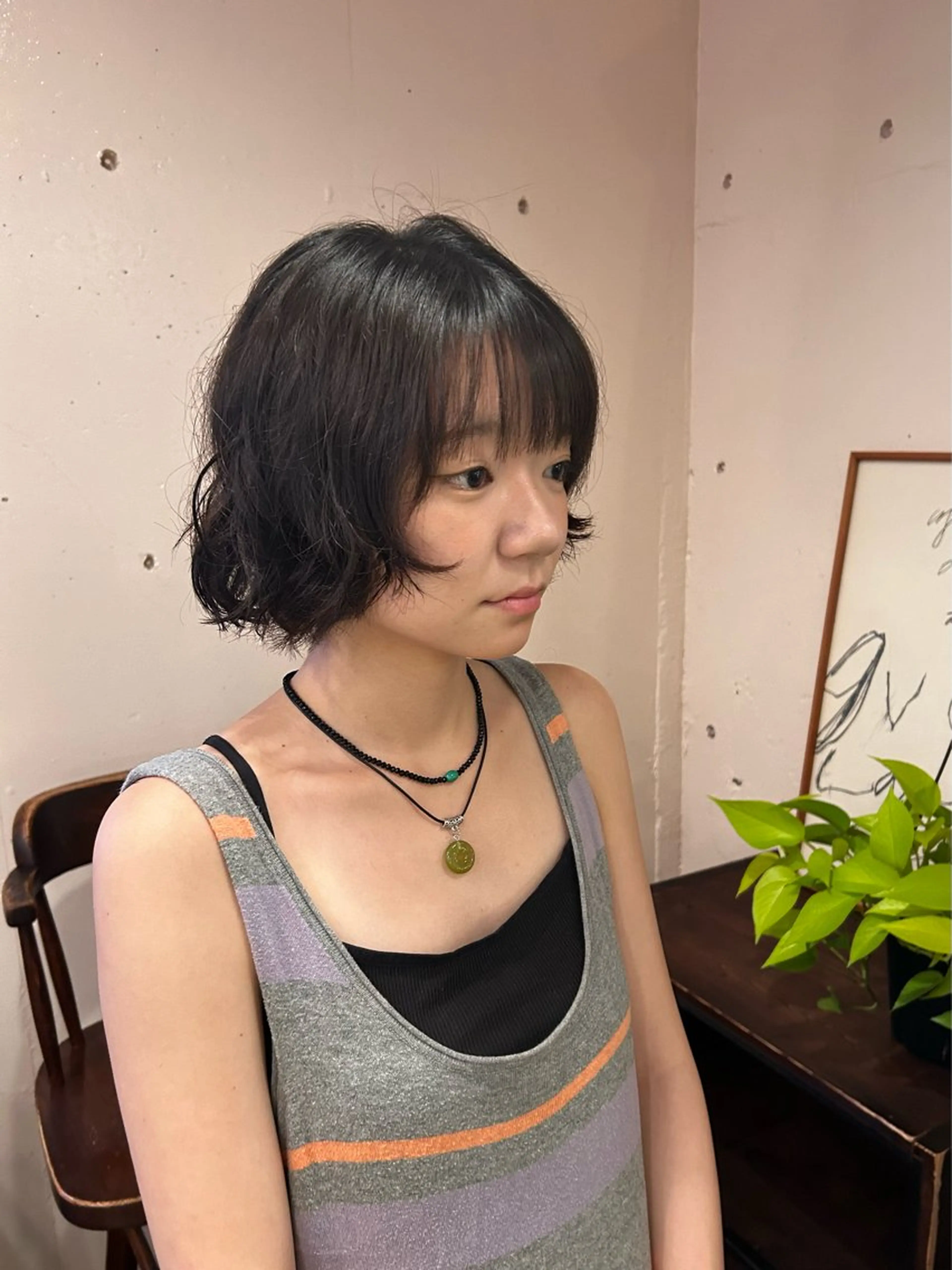 ショート パーマ 佐藤 優里奈のヘアスタイル