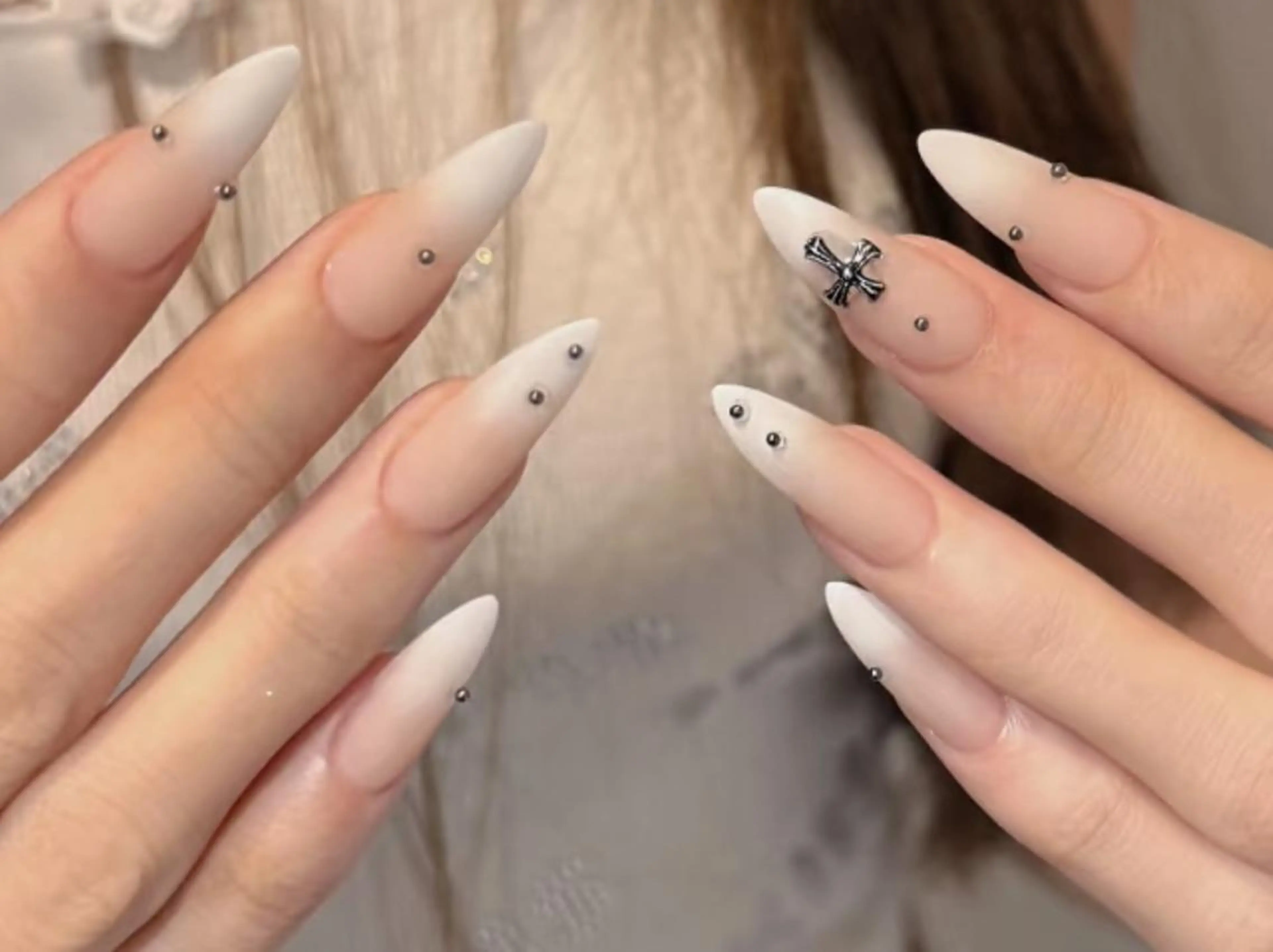 ネイル ハンドネイル ル ルのネイルデザイン